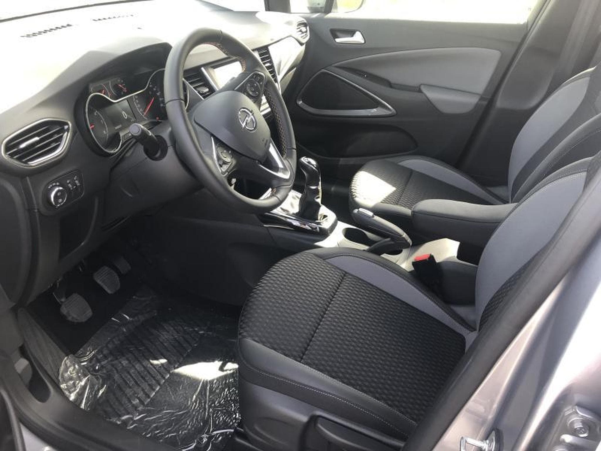 Opel Crossland X Innovation (2021) - Photo 4