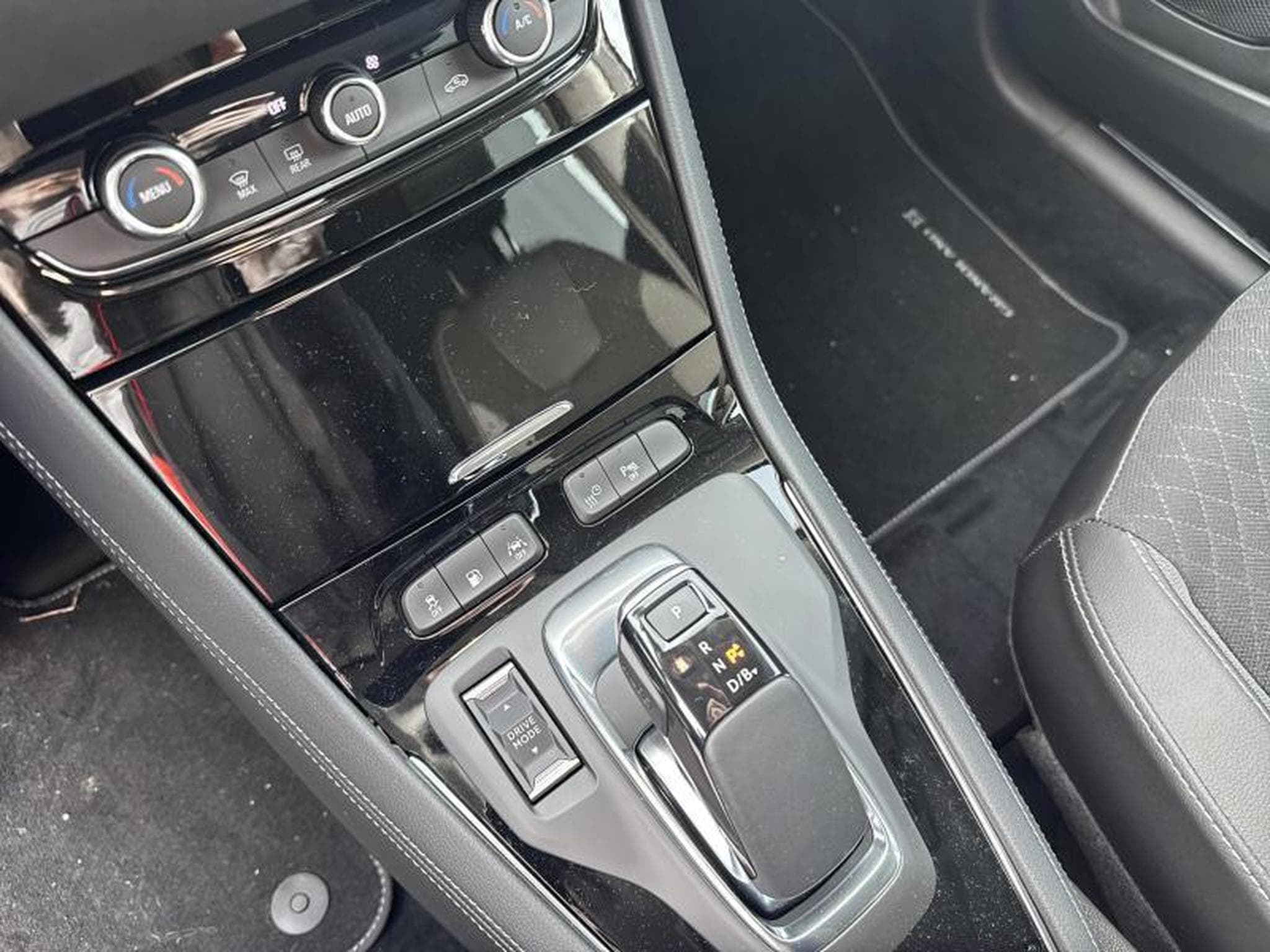 Opel Grandland Innovation 225 (2021) - Photo 15