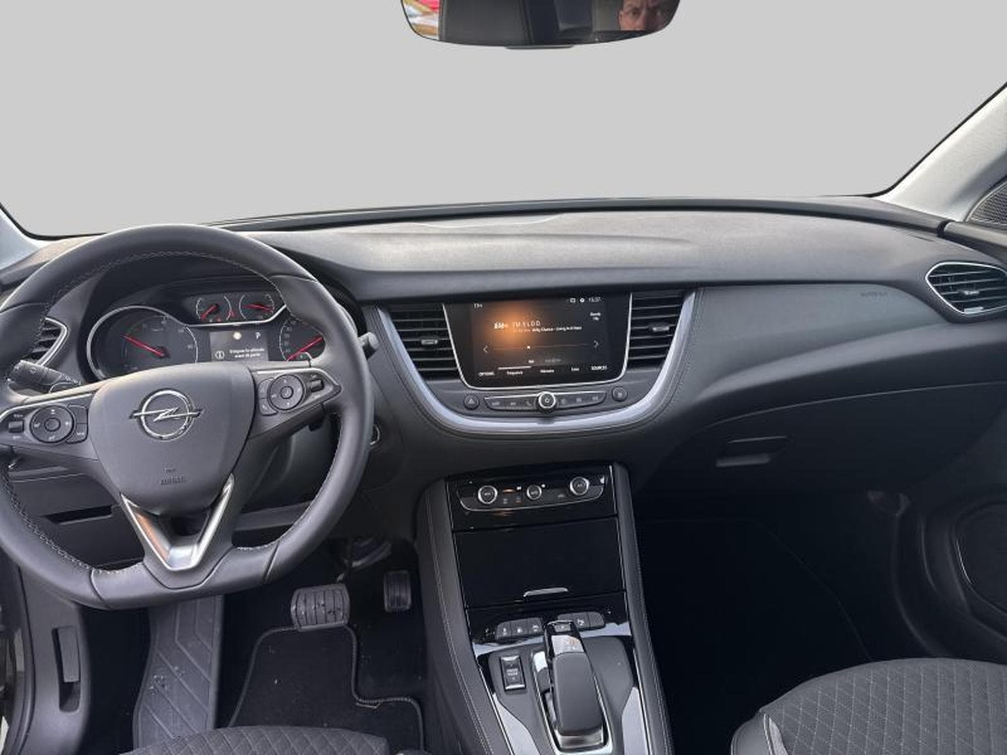 Opel Grandland Innovation 225 (2021) - Photo 19