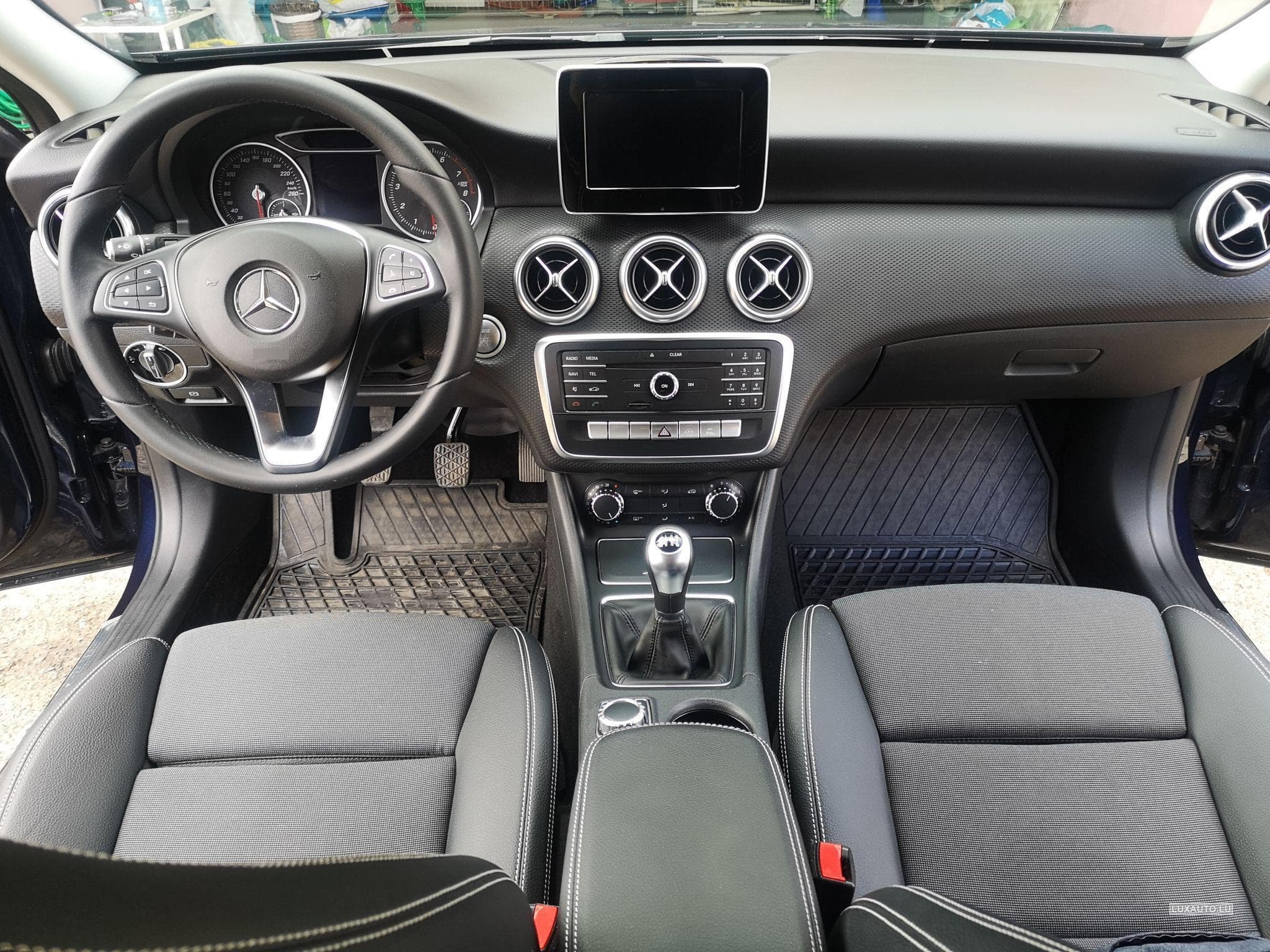 Mercedes A 180 180 (2018) - Foto 4