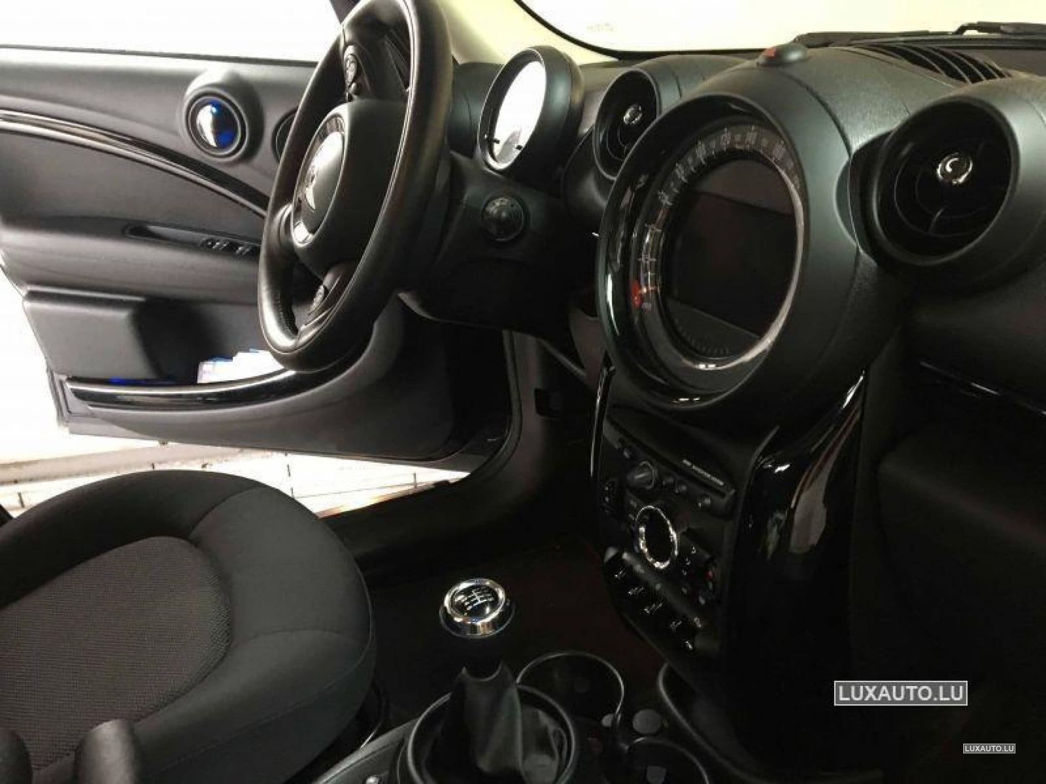 Mini Countryman 1.6 D 112 Cooper All4 (2004) - Foto 3