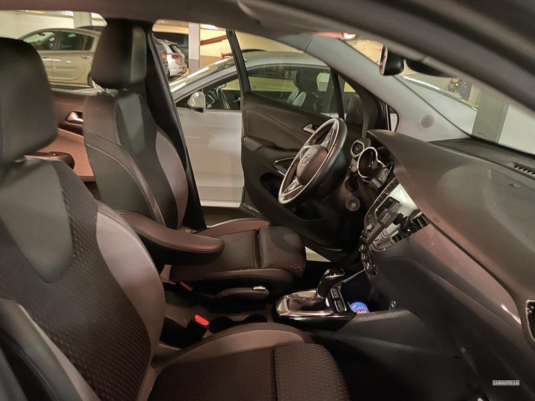 Opel Crossland 1.5 CDTi 110 BlueInjection Auto. (2020) - Photo 3