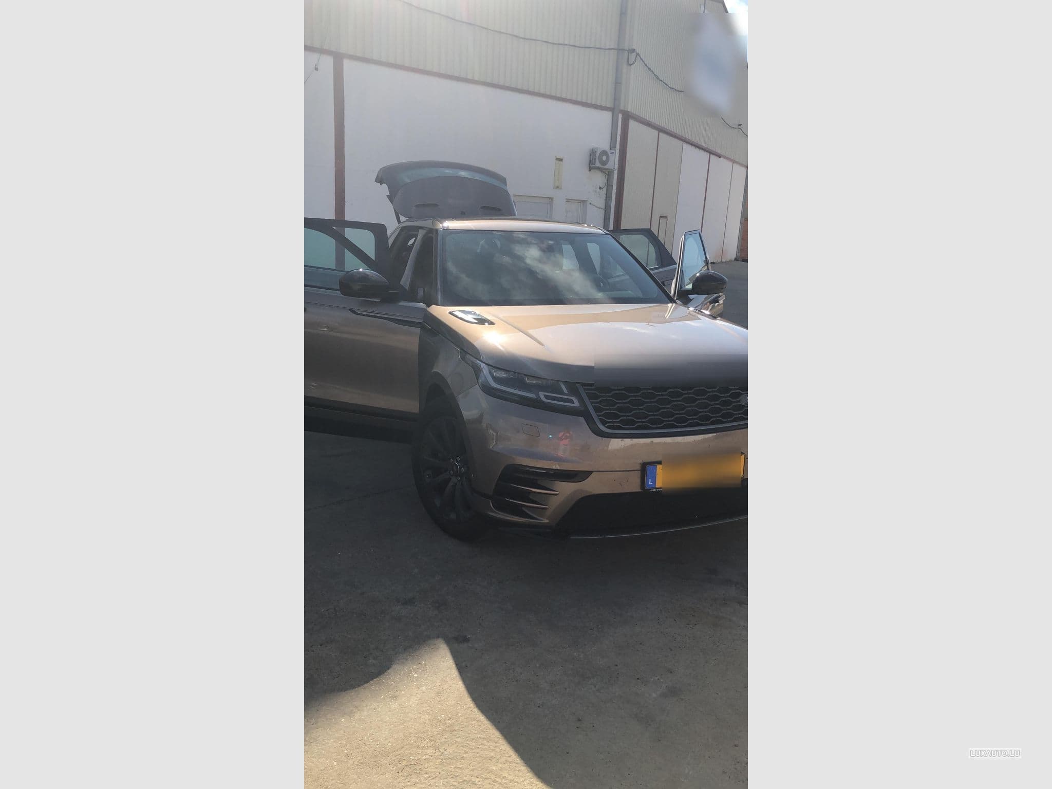Land-Rover Range Rover Velar P300 R-Dynamic Auto. (2018) - Photo 3