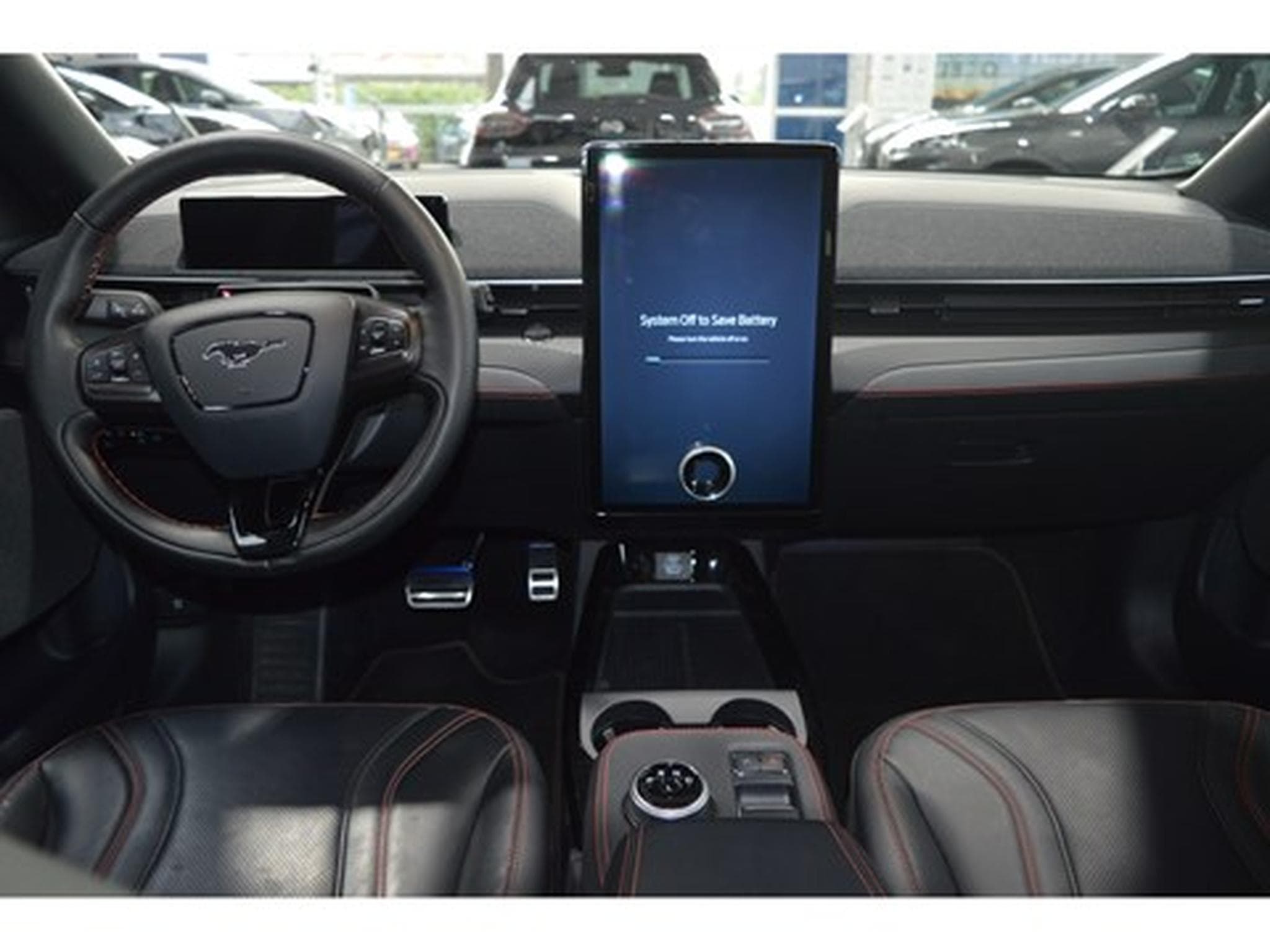 Ford Mustang Mach-E AWD 99kWh Extended Range 351CV/258kW - A1 (2021) - Foto 4