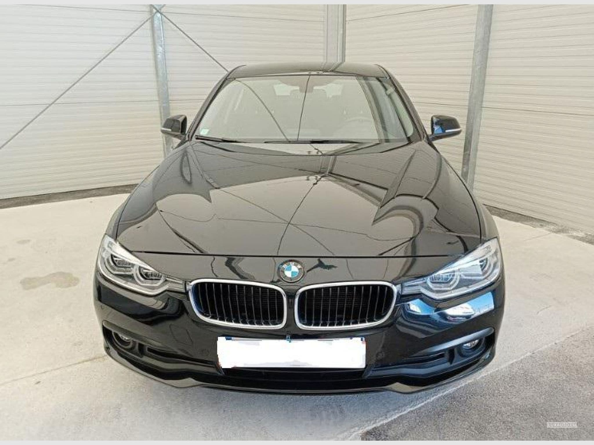 BMW 318 dA 150 Business Design (2018) - Foto 1