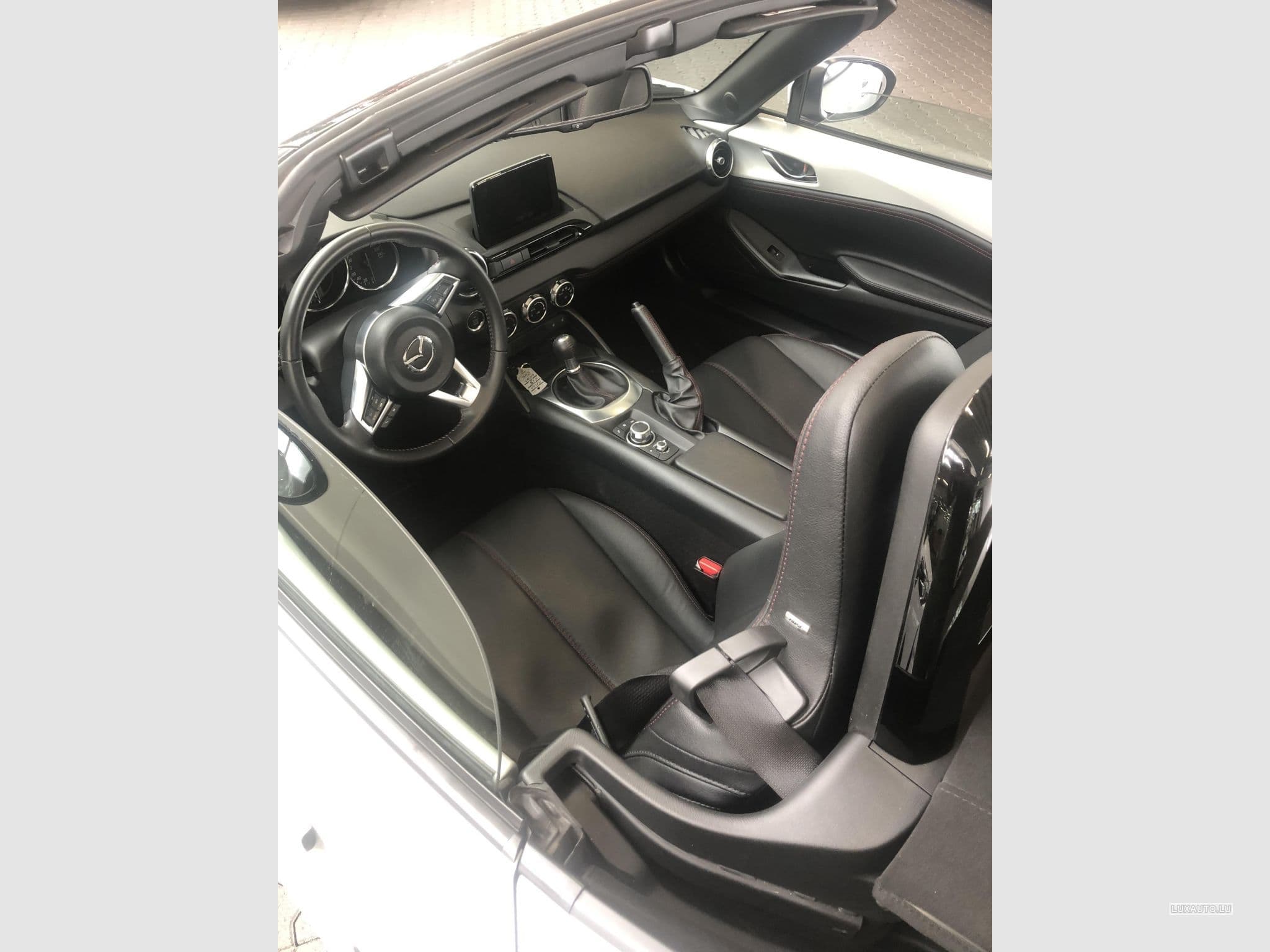 Mazda MX-5 2.0 Skyactiv-G Sports-Line (2019) - Foto 3