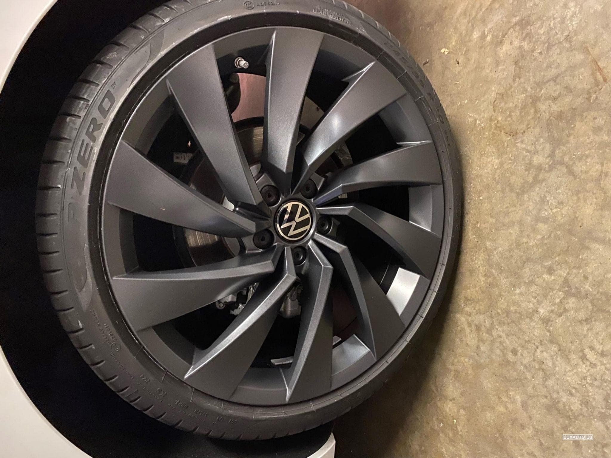 VW Arteon Shooting Brake 2.0 Tdi 200 R-Line 4Motion DSG7 (2021) - Foto 4