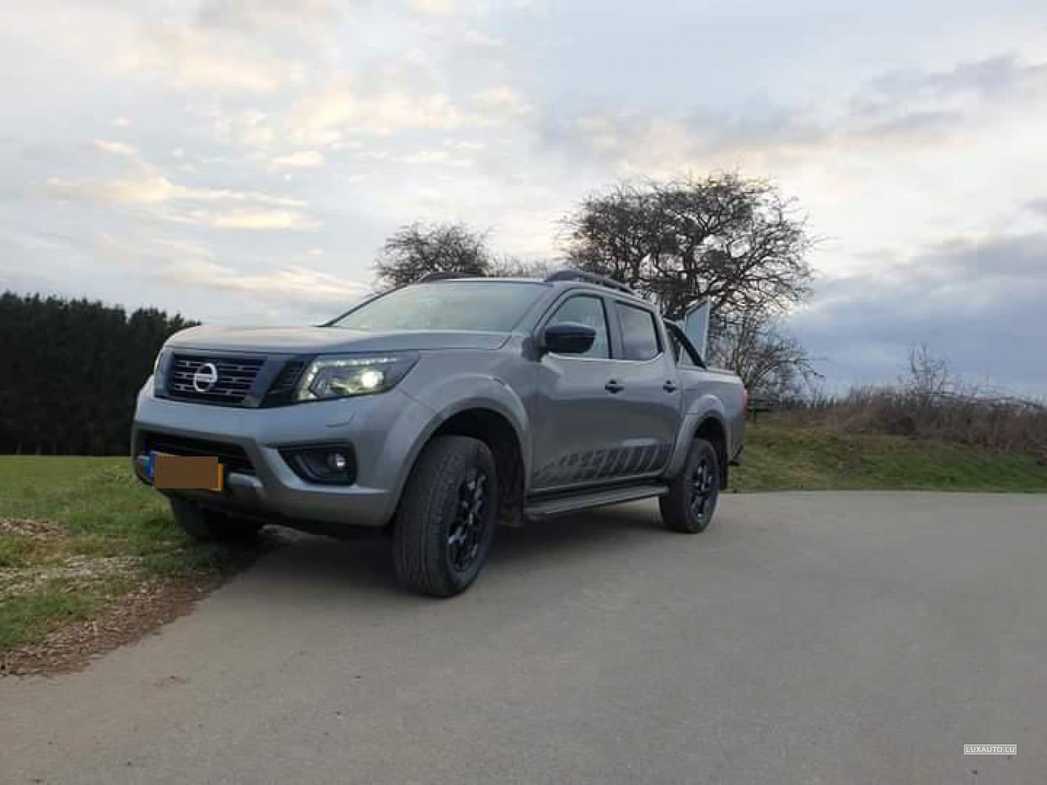Nissan Navara N-guard (2021) - Photo 1