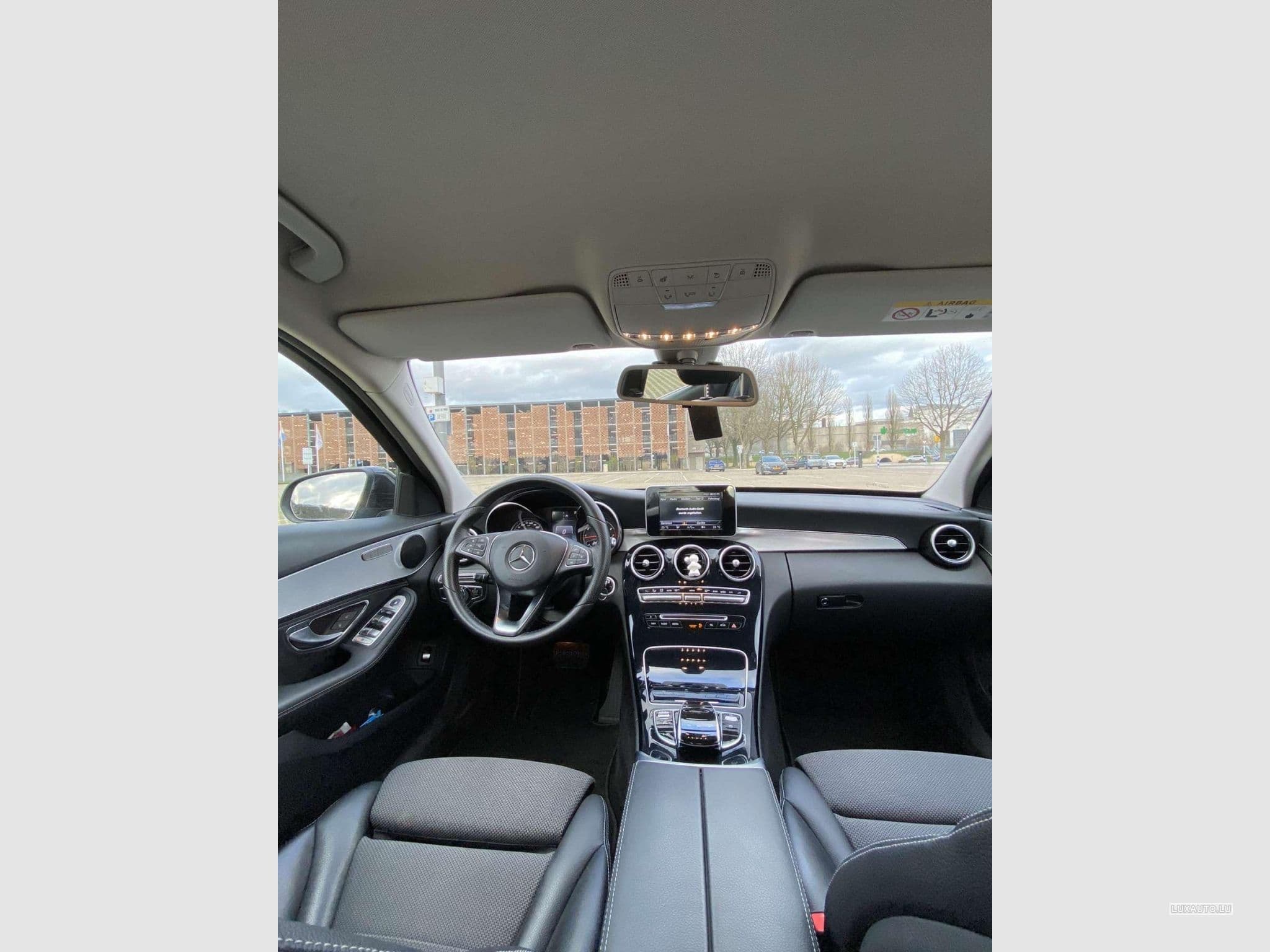 Mercedes C 180 Avantgarde (2016) - Foto 3