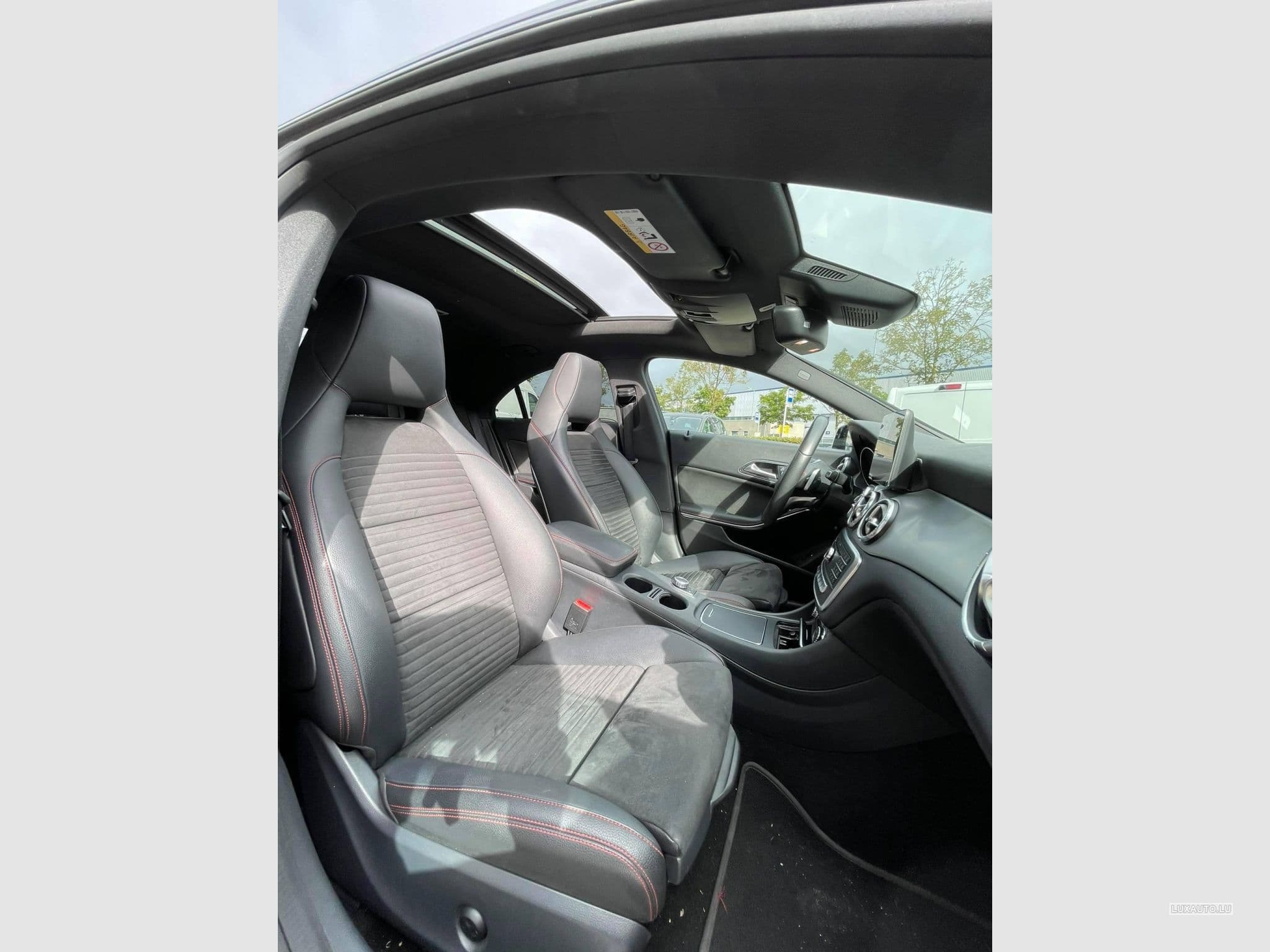 Mercedes CLA 220 AMG Line (2016) - Photo 10