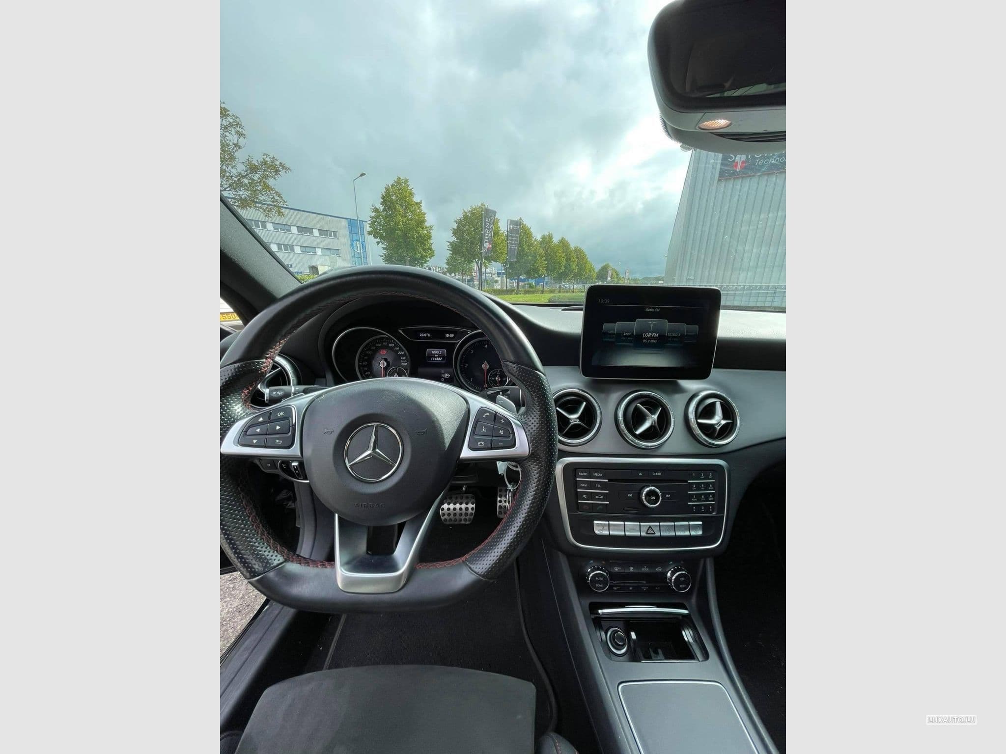 Mercedes CLA 220 AMG Line (2016) - Photo 6