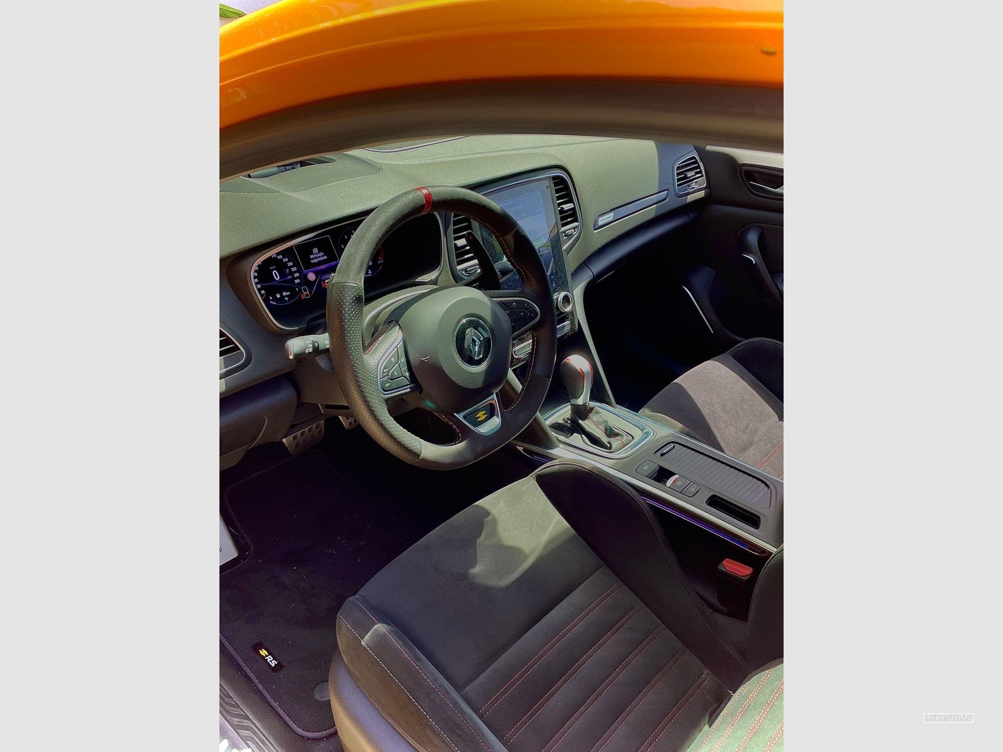 Renault Megane RS TROPHY 300EDC (2022) - Photo 8