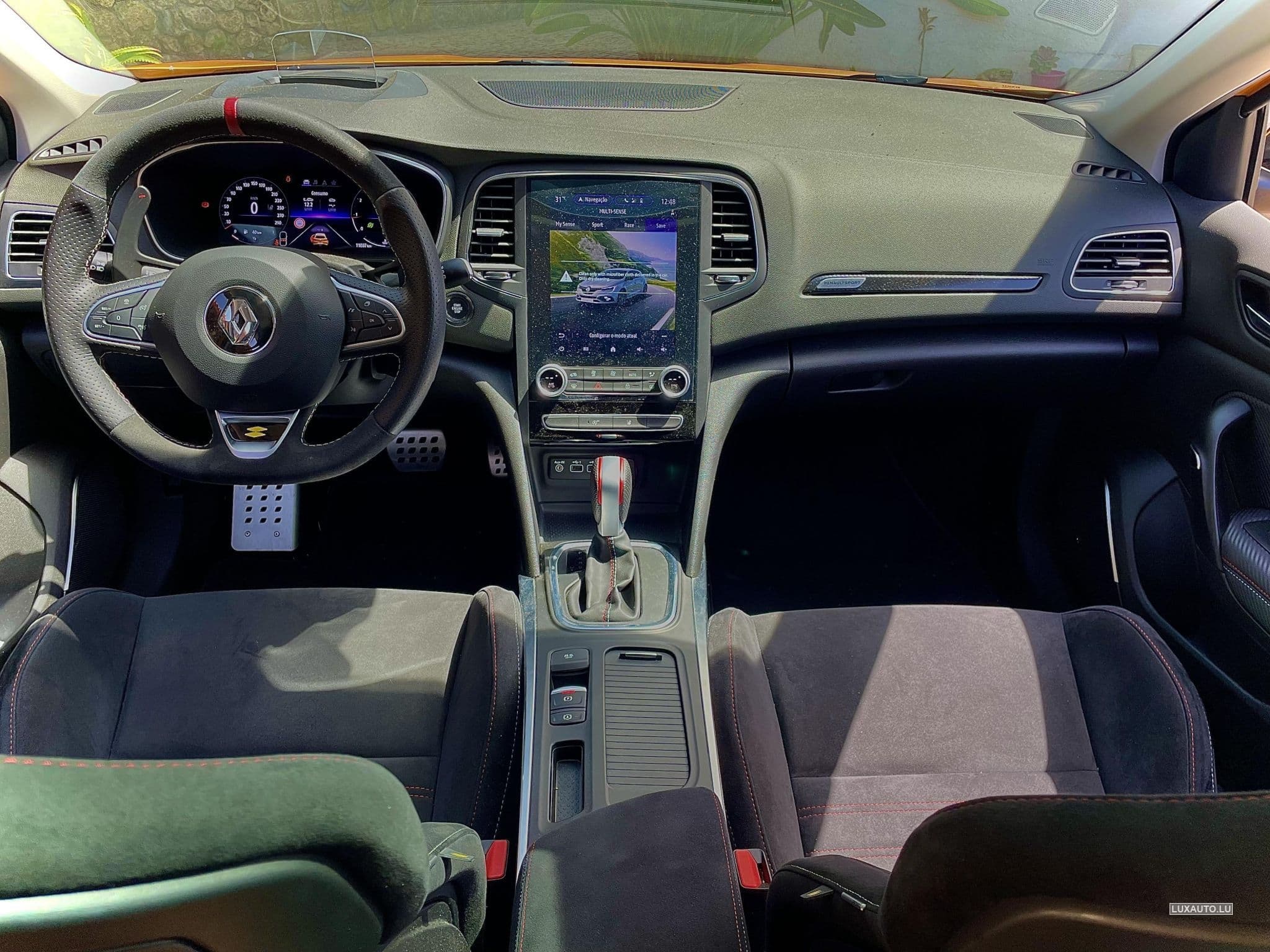 Renault Megane RS TROPHY 300EDC (2022) - Photo 9