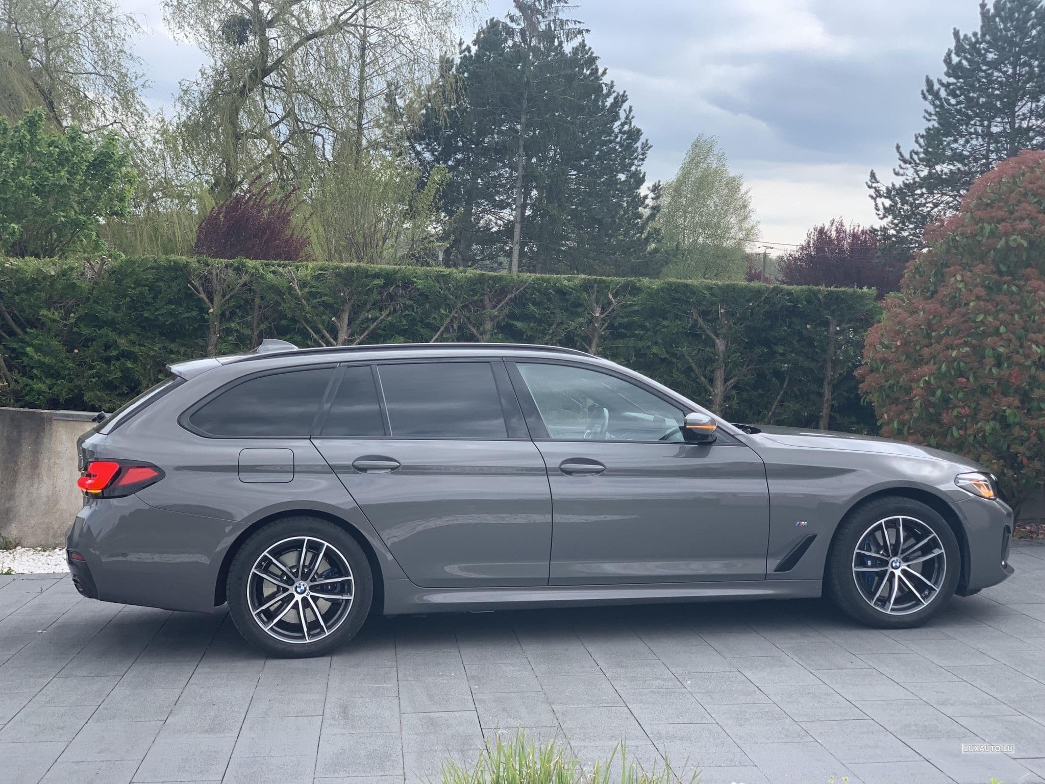 BMW 530 SportM (2021) - Photo 2