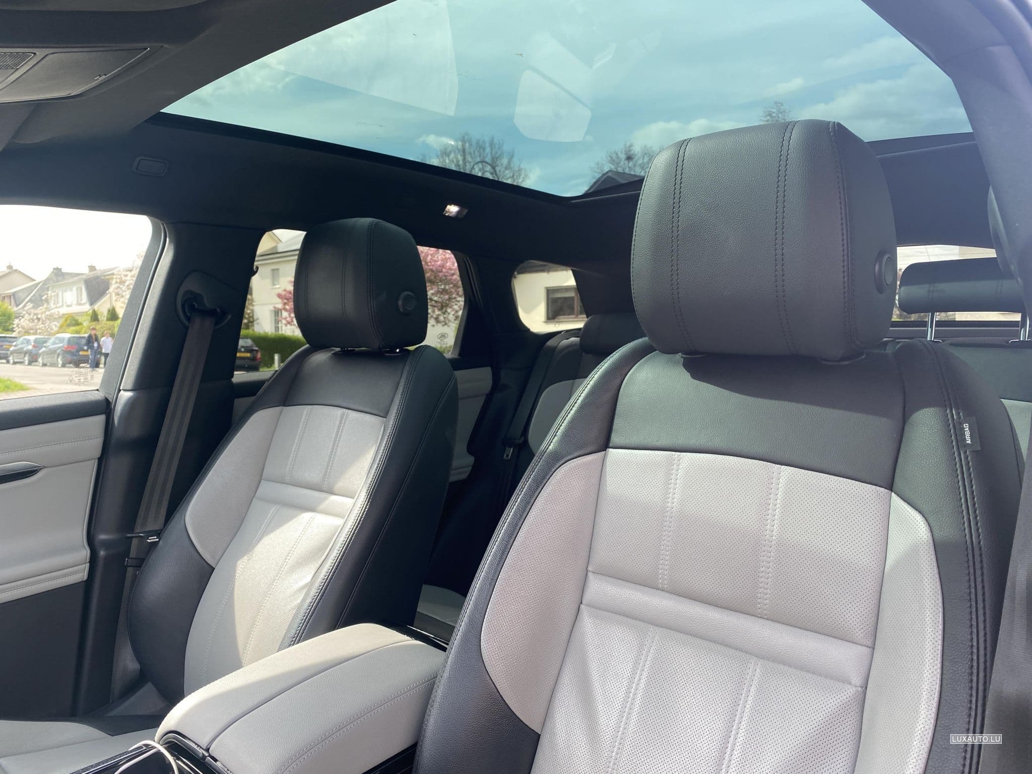 Land-Rover Range Rover Evoque D240 R-Dynamic SE AWD (2019) - Foto 3