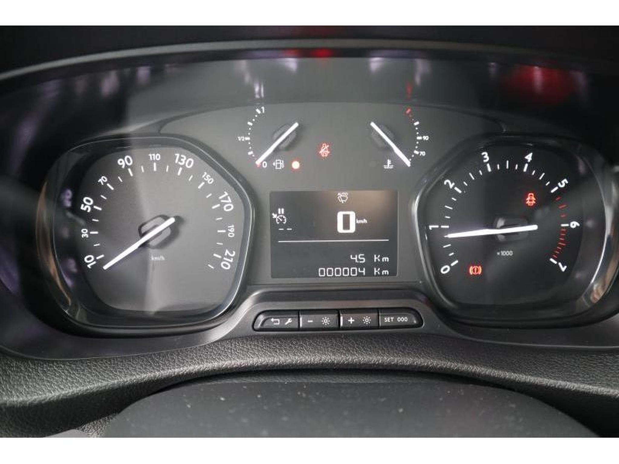 Opel Vivaro Van (2023) - Photo 12