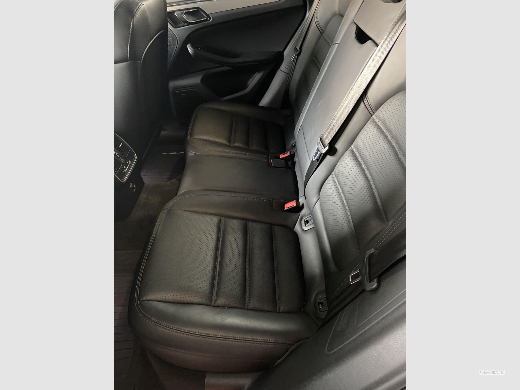 Porsche Macan Turbo (2015) - Photo 7