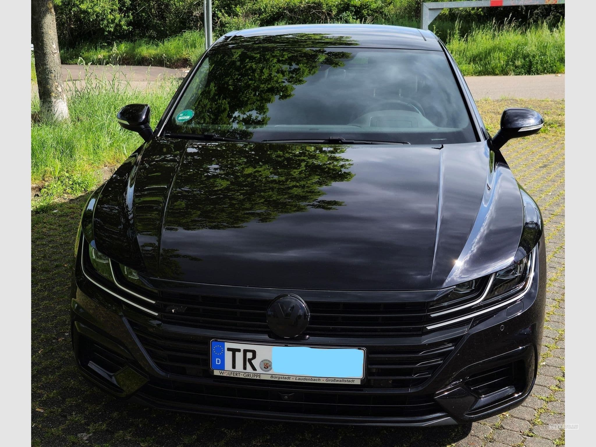 VW Arteon R-Line (2017) - Photo 1