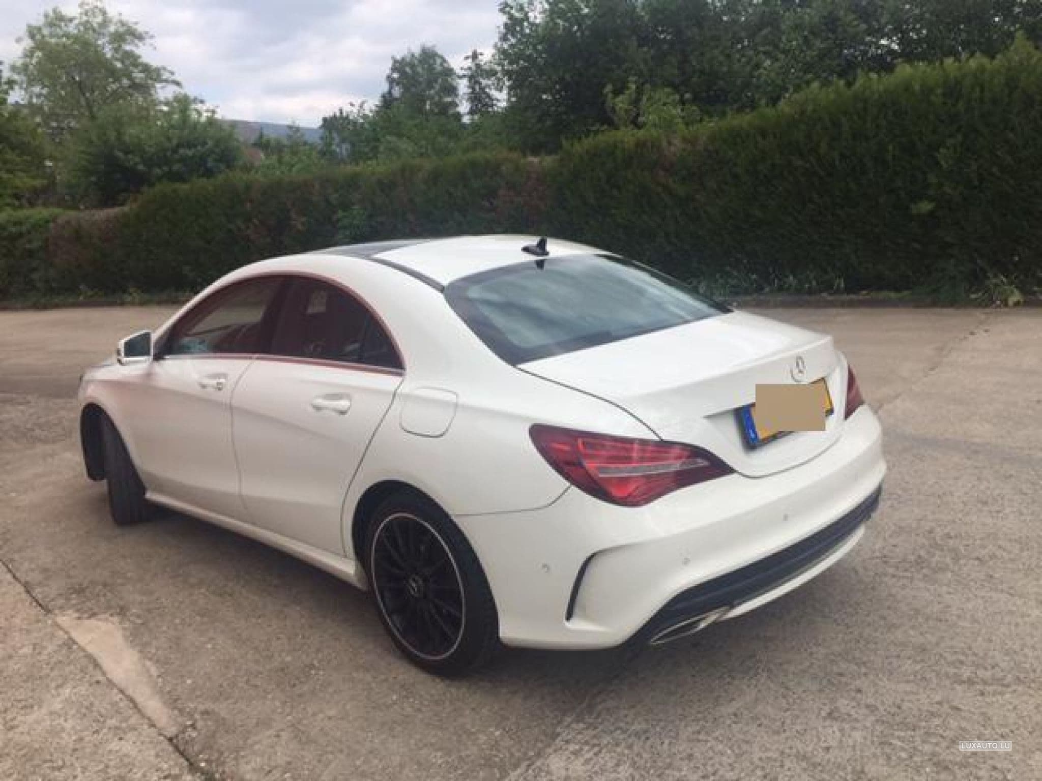 Mercedes CLA 220 AMG-Line (2016) - Photo 2