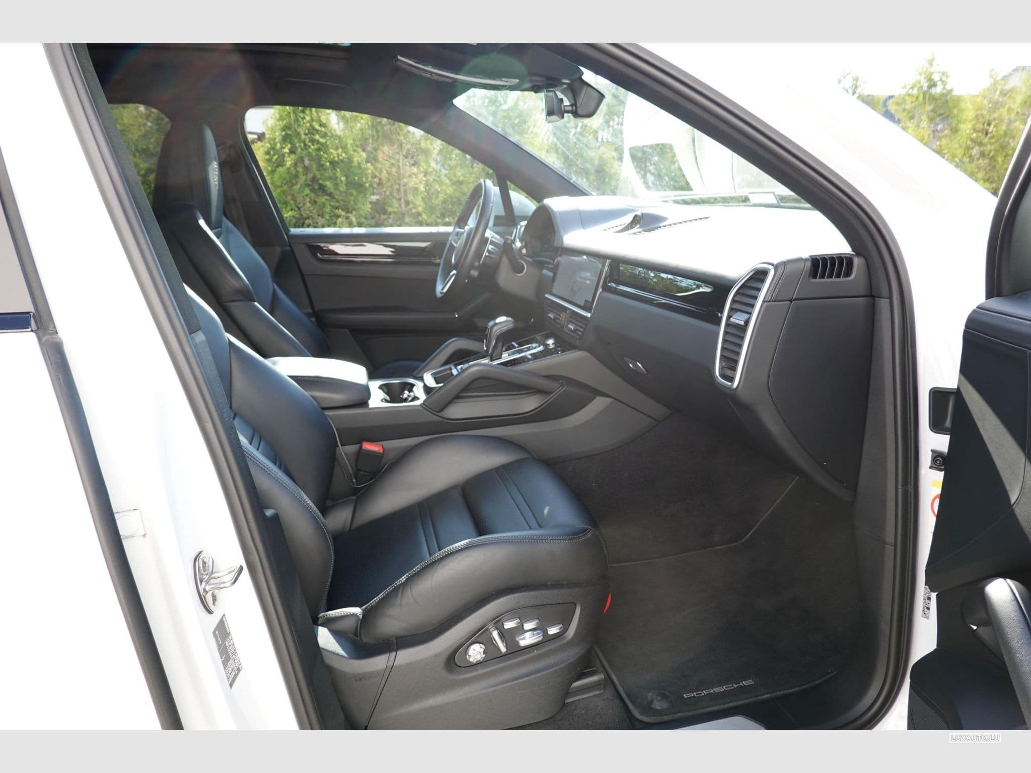 Porsche Cayenne e-Hybrid (2019) - Photo 6