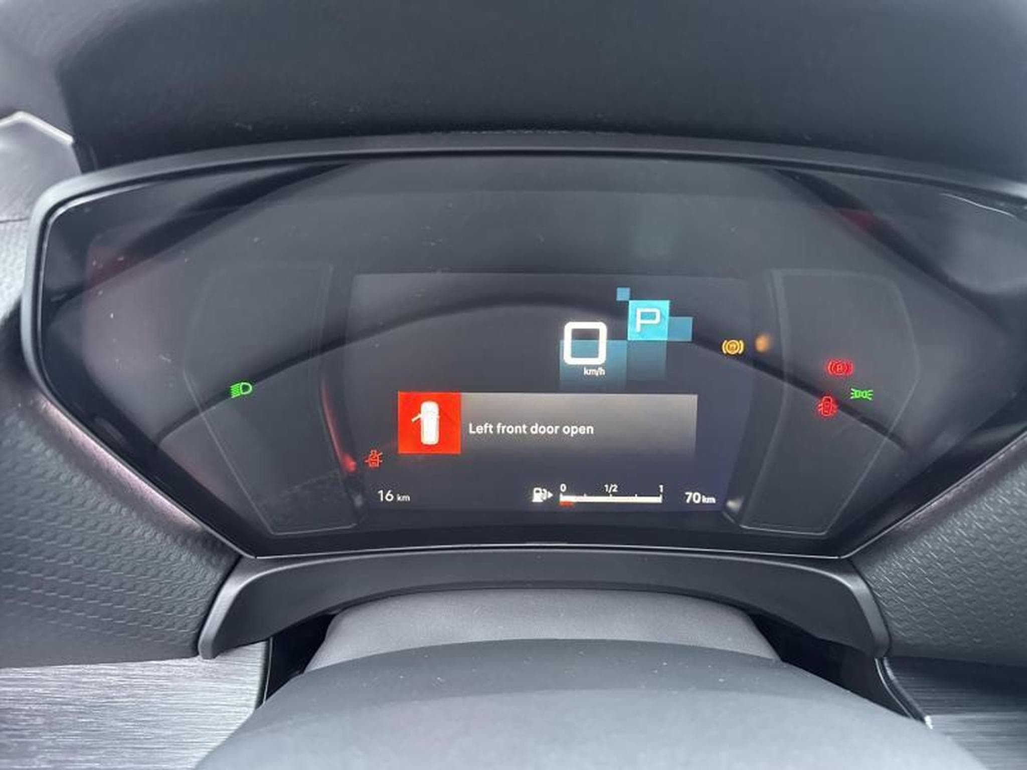 Citroen C5 Shine (2023) - Photo 15