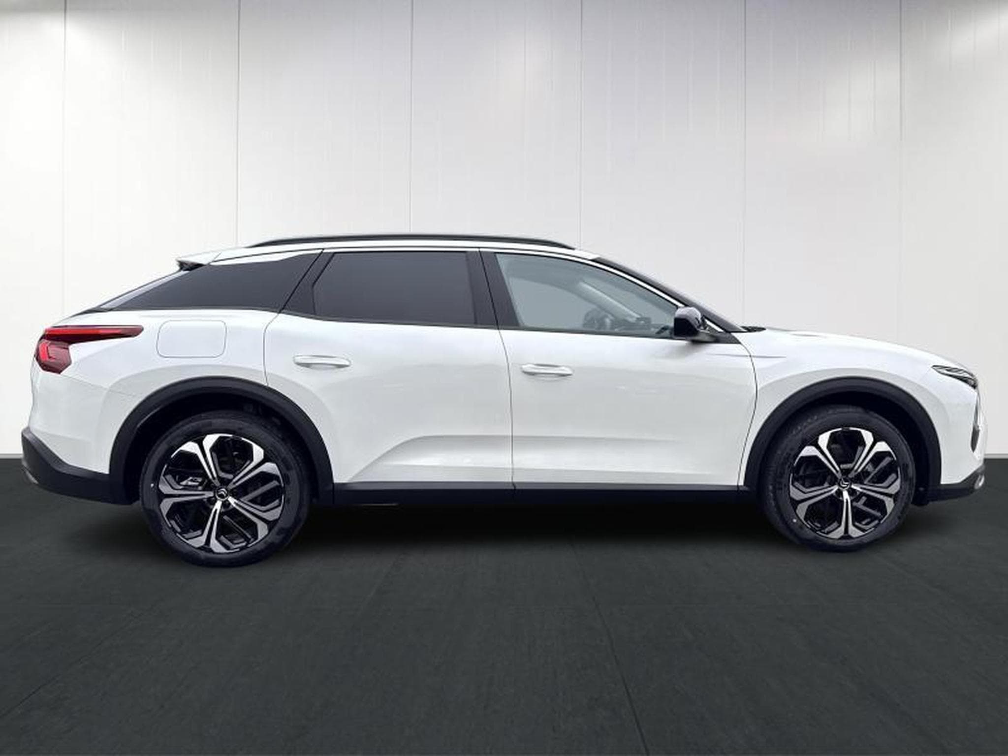 Citroen C5 Shine (2023) - Photo 8