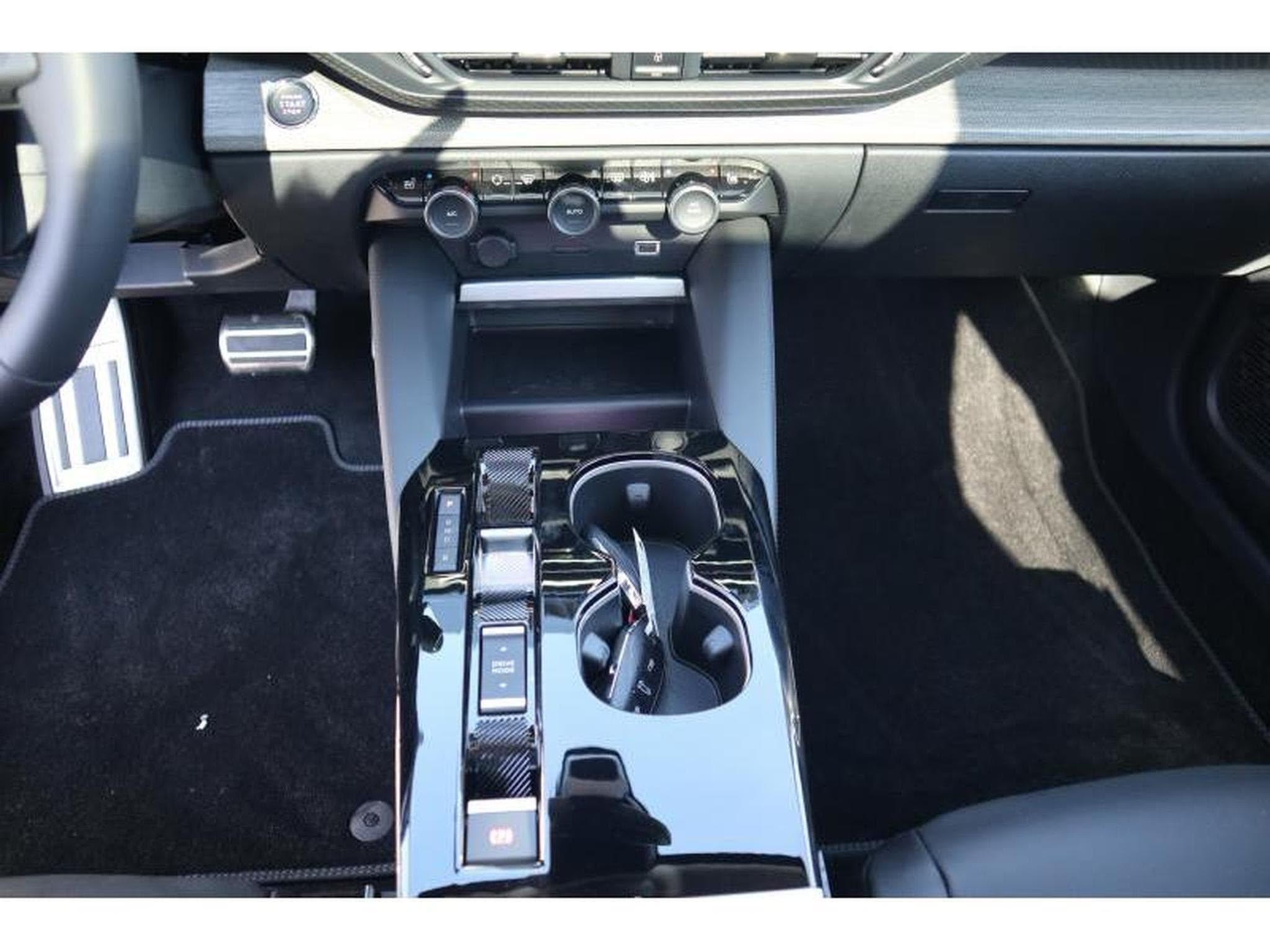 Citroen C5 Shine (2023) - Photo 16