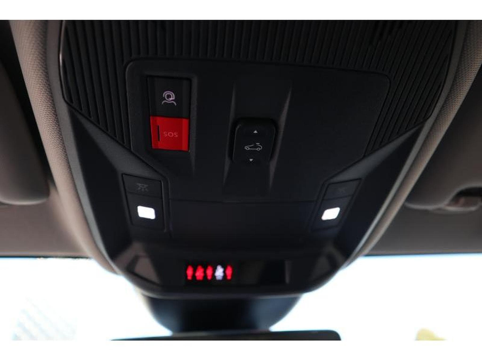 Citroen C5 Shine (2023) - Photo 18