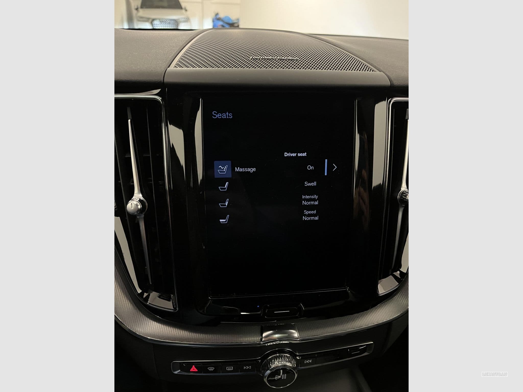 Volvo XC60 R Design (2021) - Photo 6
