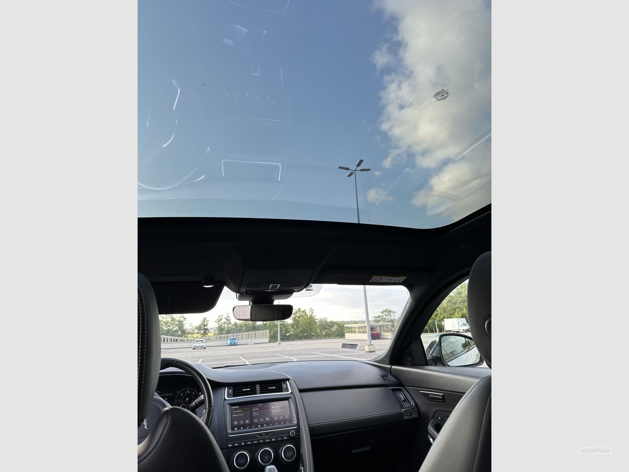 Jaguar E-Pace E-Pace D240 AWD R-Dynamic HSE (2019) - Foto 13