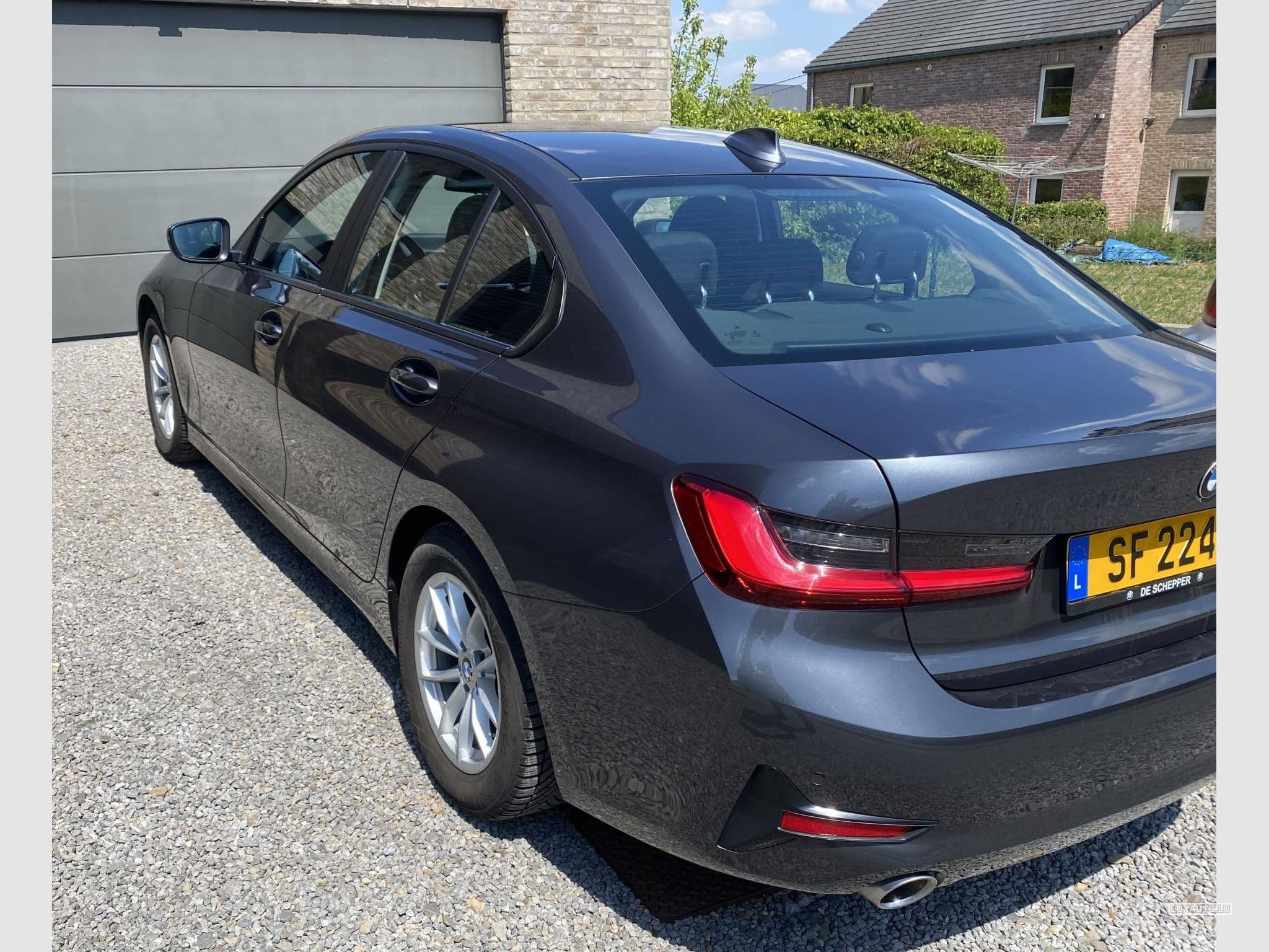 BMW 320 (2019) - Photo 2