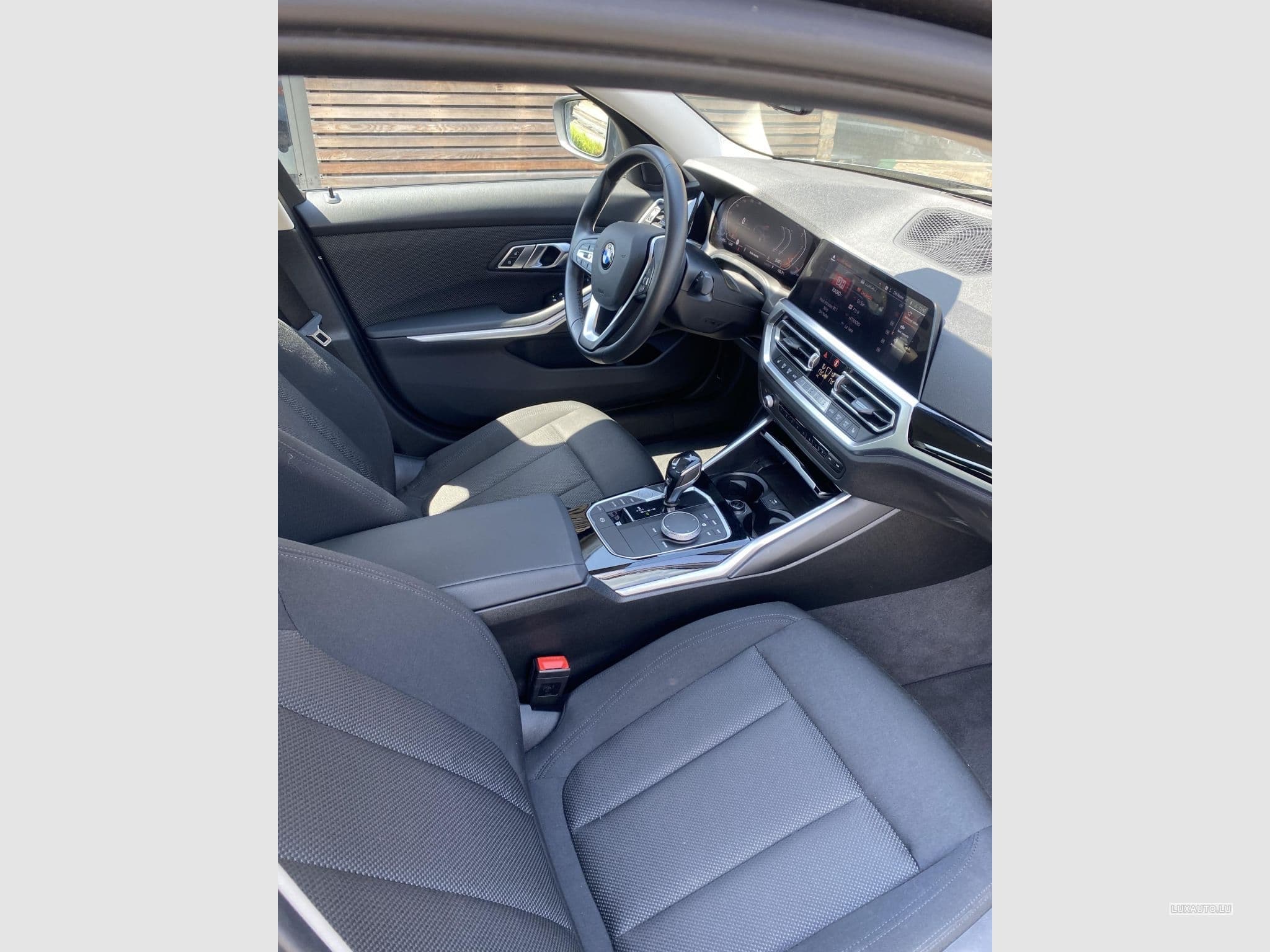 BMW 320 (2019) - Photo 3