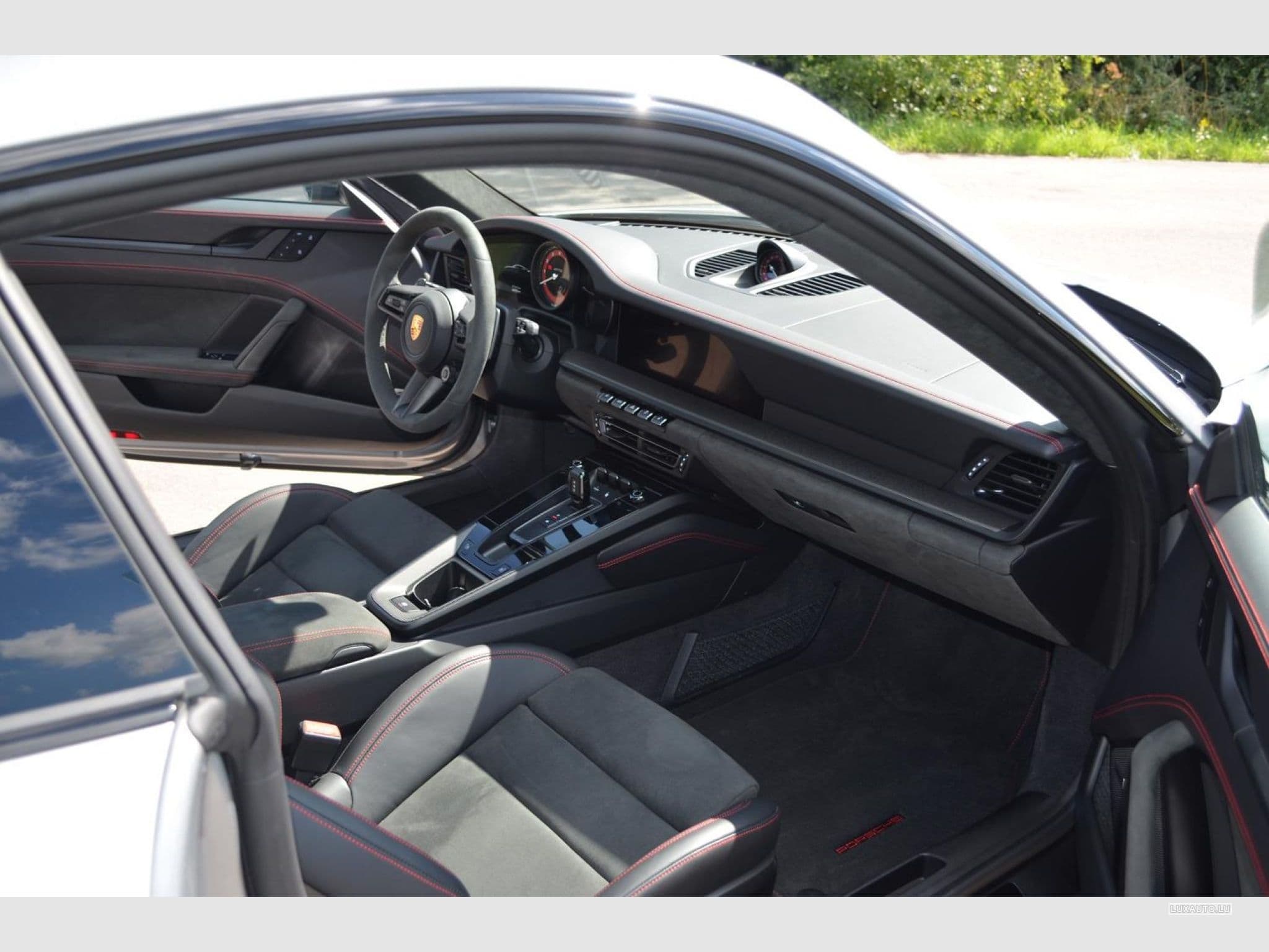 Porsche 911 992 GTS (2022) - Photo 8