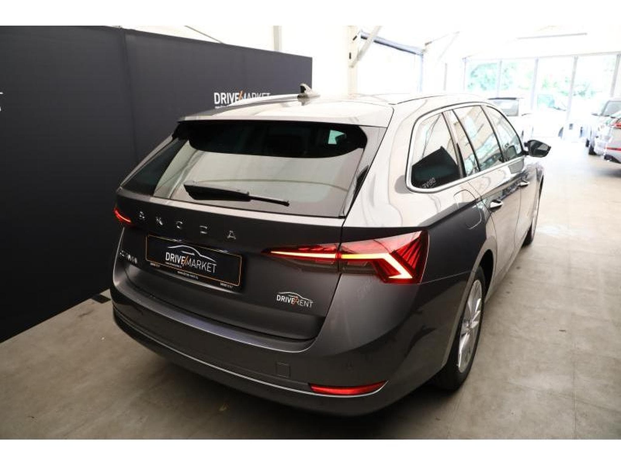 Skoda Octavia Style (2023) - Photo 3