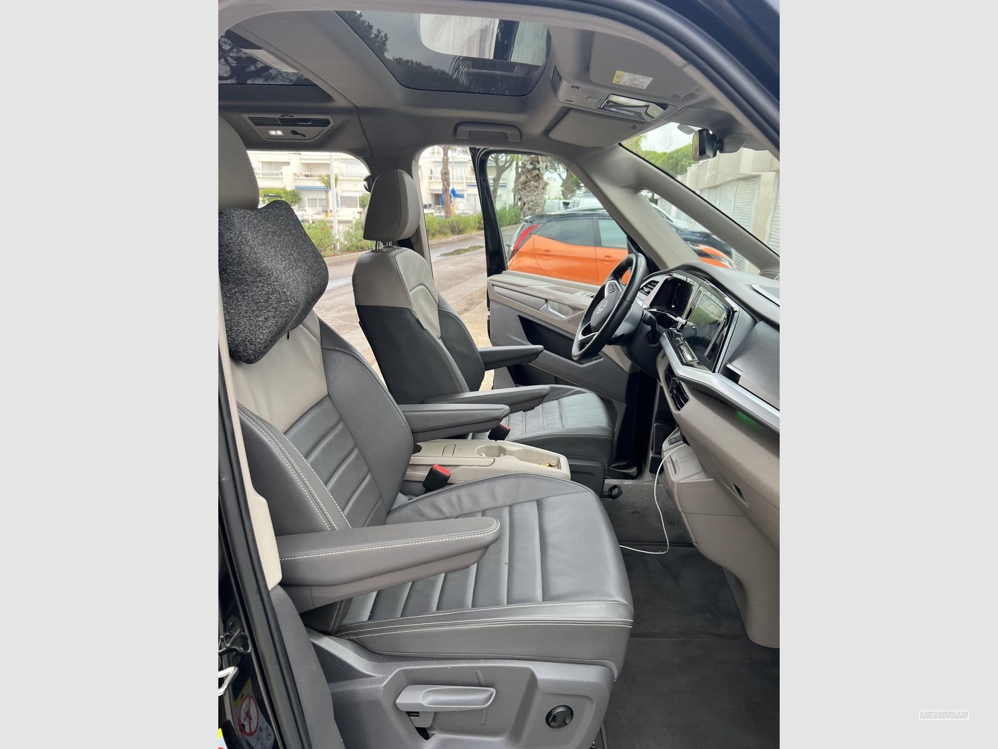 VW T7 (2022) - Photo 2