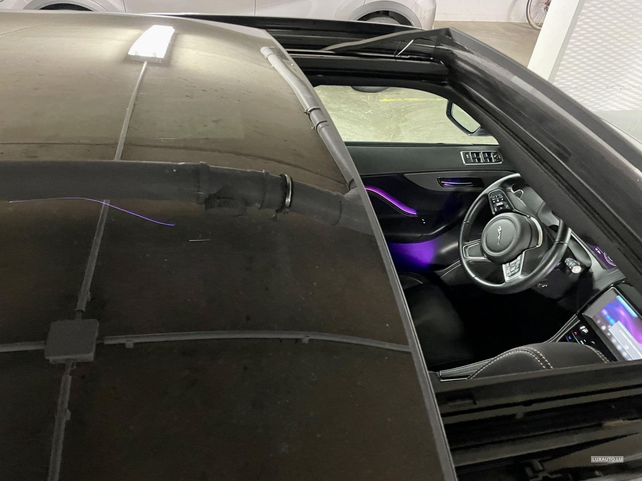 Jaguar F-Pace 180ch 20d Aut. AWD Chequered Flag (2021) - Photo 8