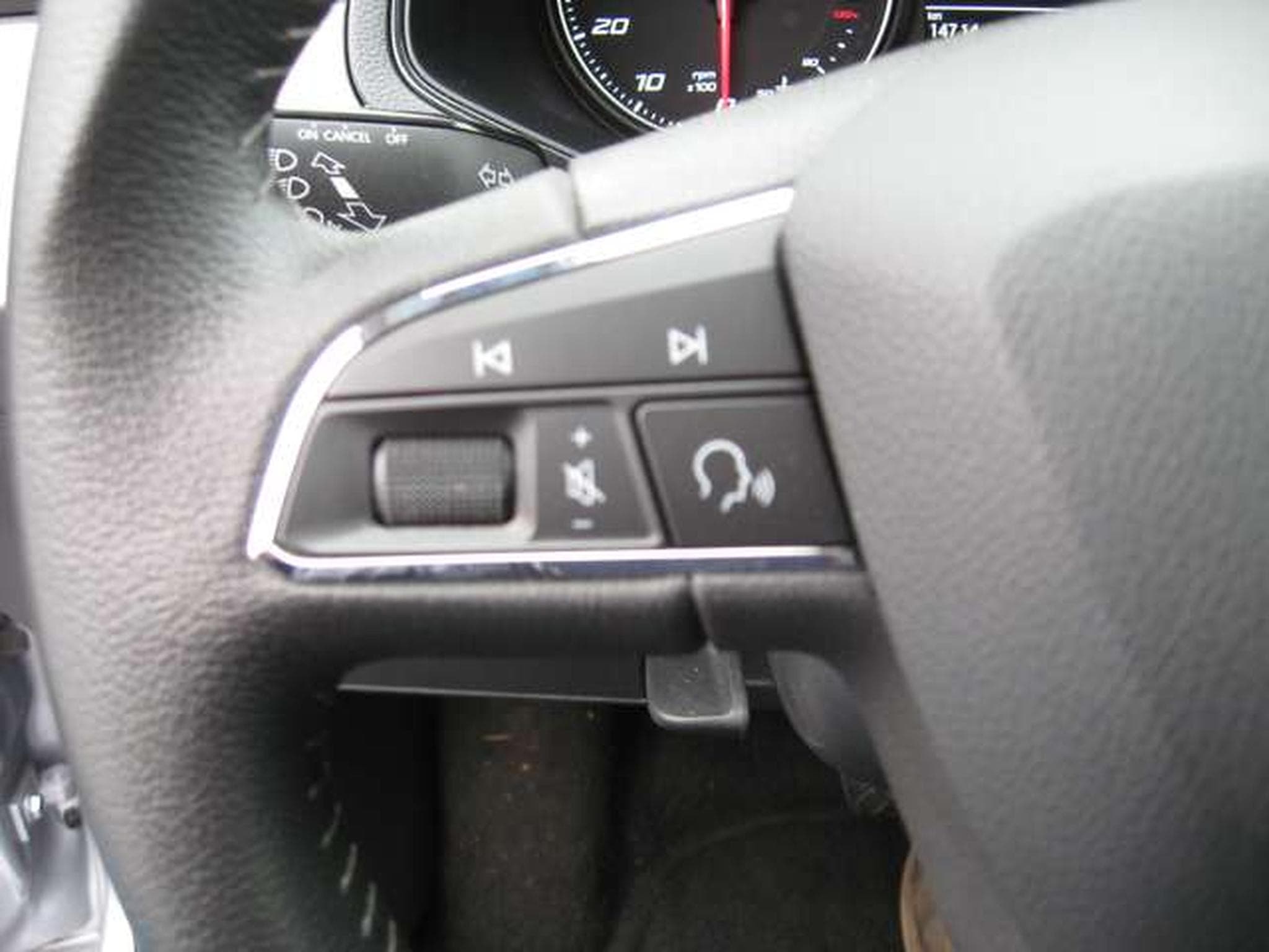 SEAT Ibiza 1.0 TSI Style DSG boîte auto (2020) - Photo 13