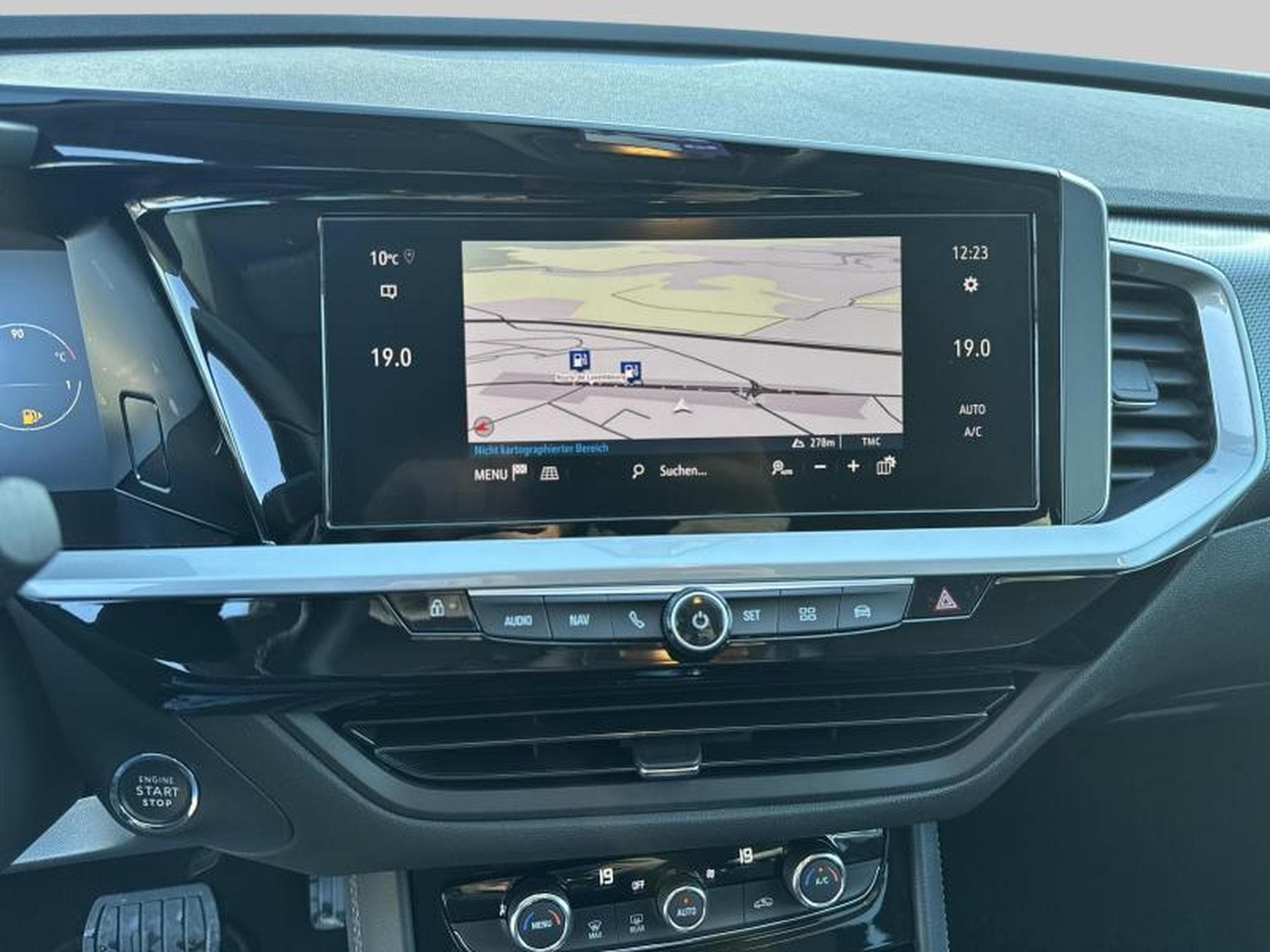 Opel Grandland Business Elegance (2023) - Photo 13