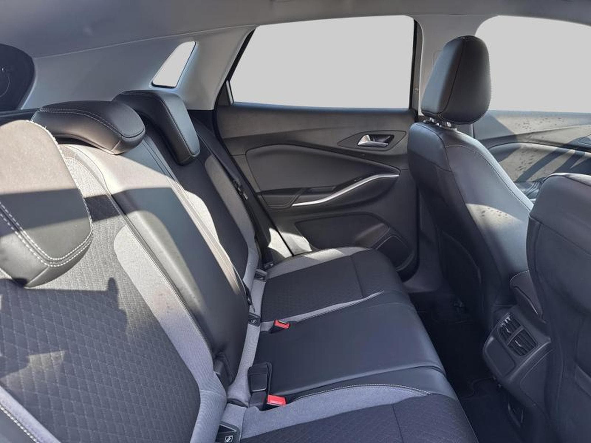 Opel Grandland Business Elegance (2023) - Photo 20