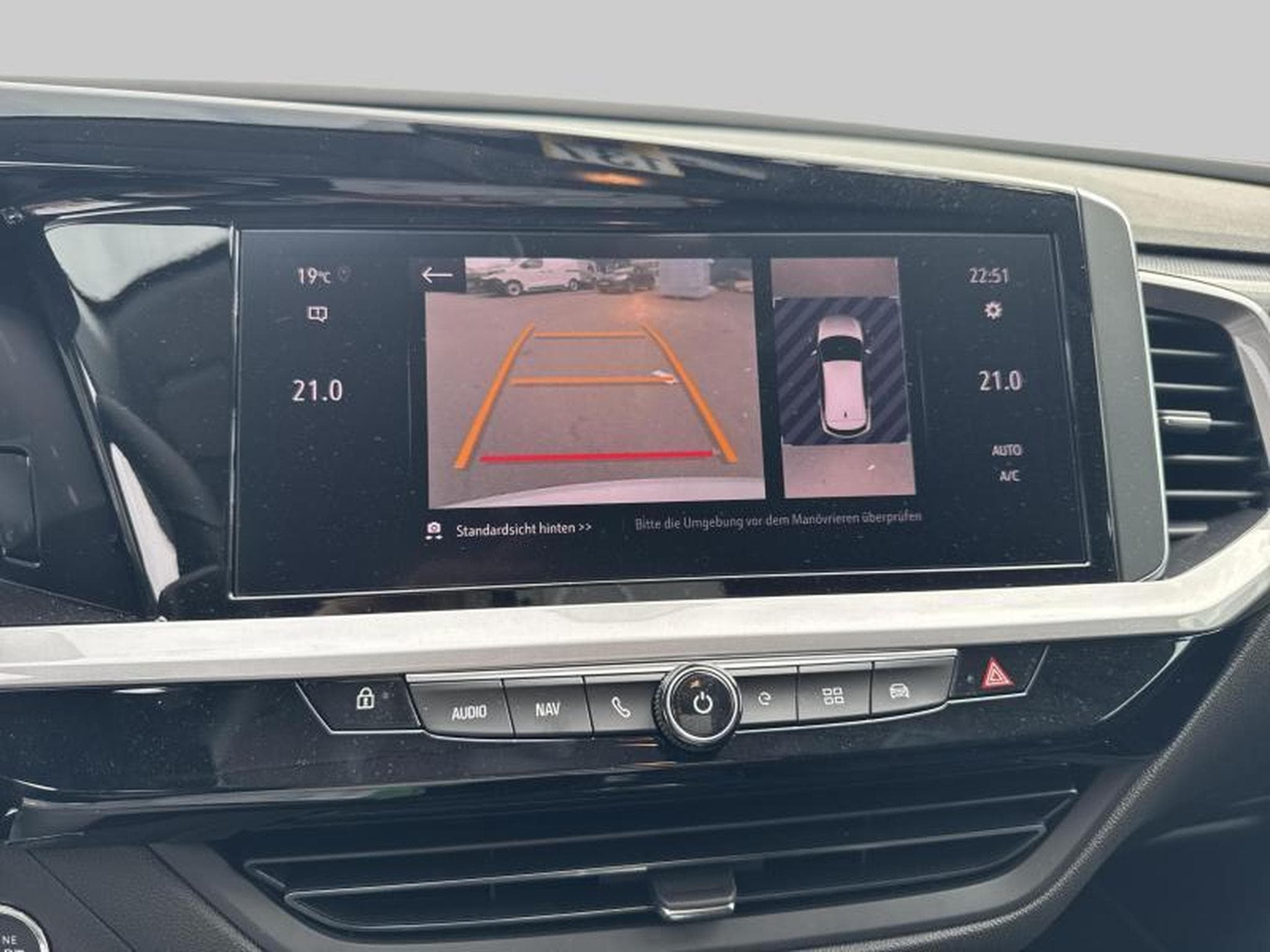 Opel Grandland X Ultimate (2022) - Photo 17