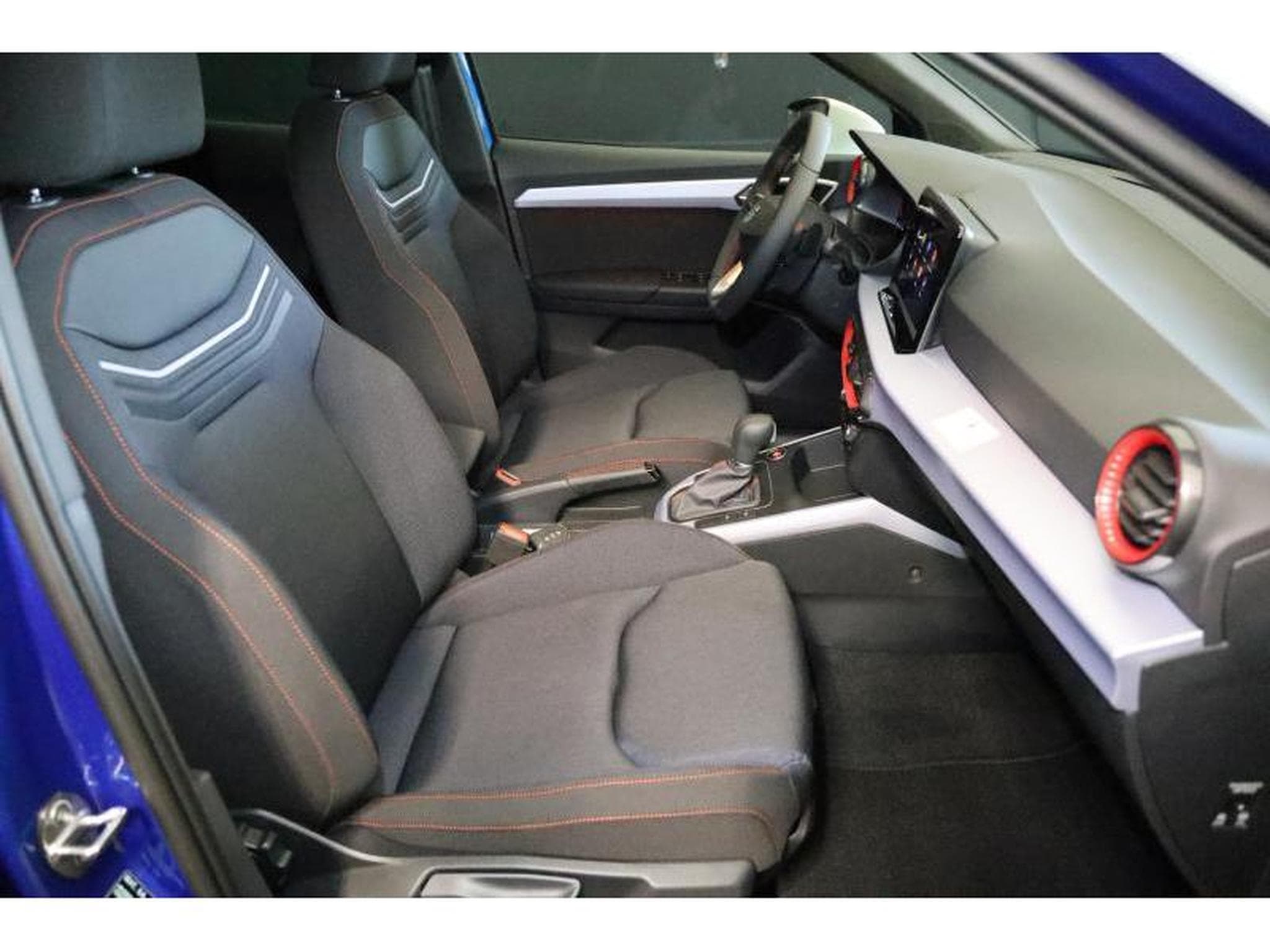Seat Arona FR (2023) - Photo 10