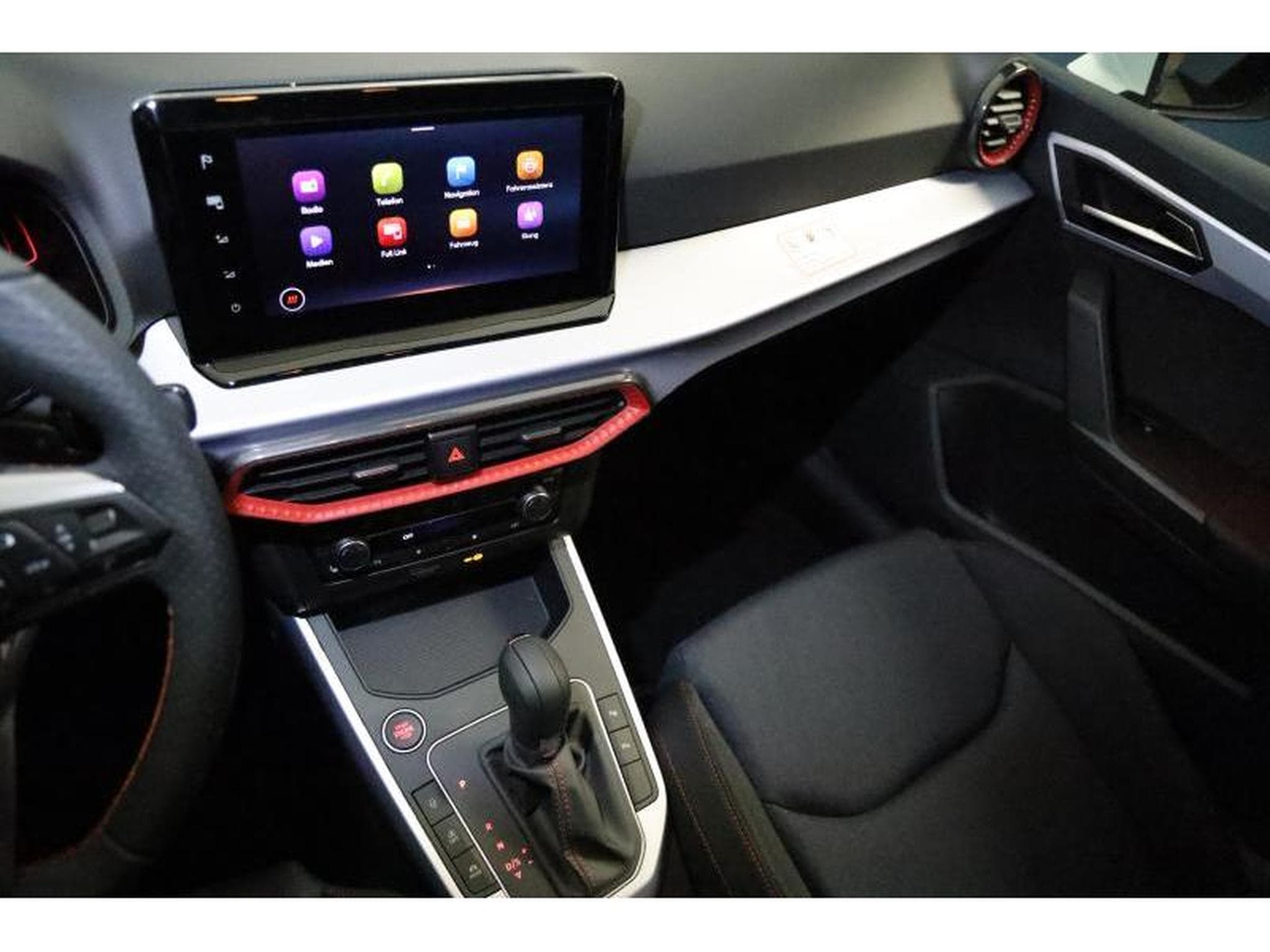 Seat Arona FR (2023) - Photo 8