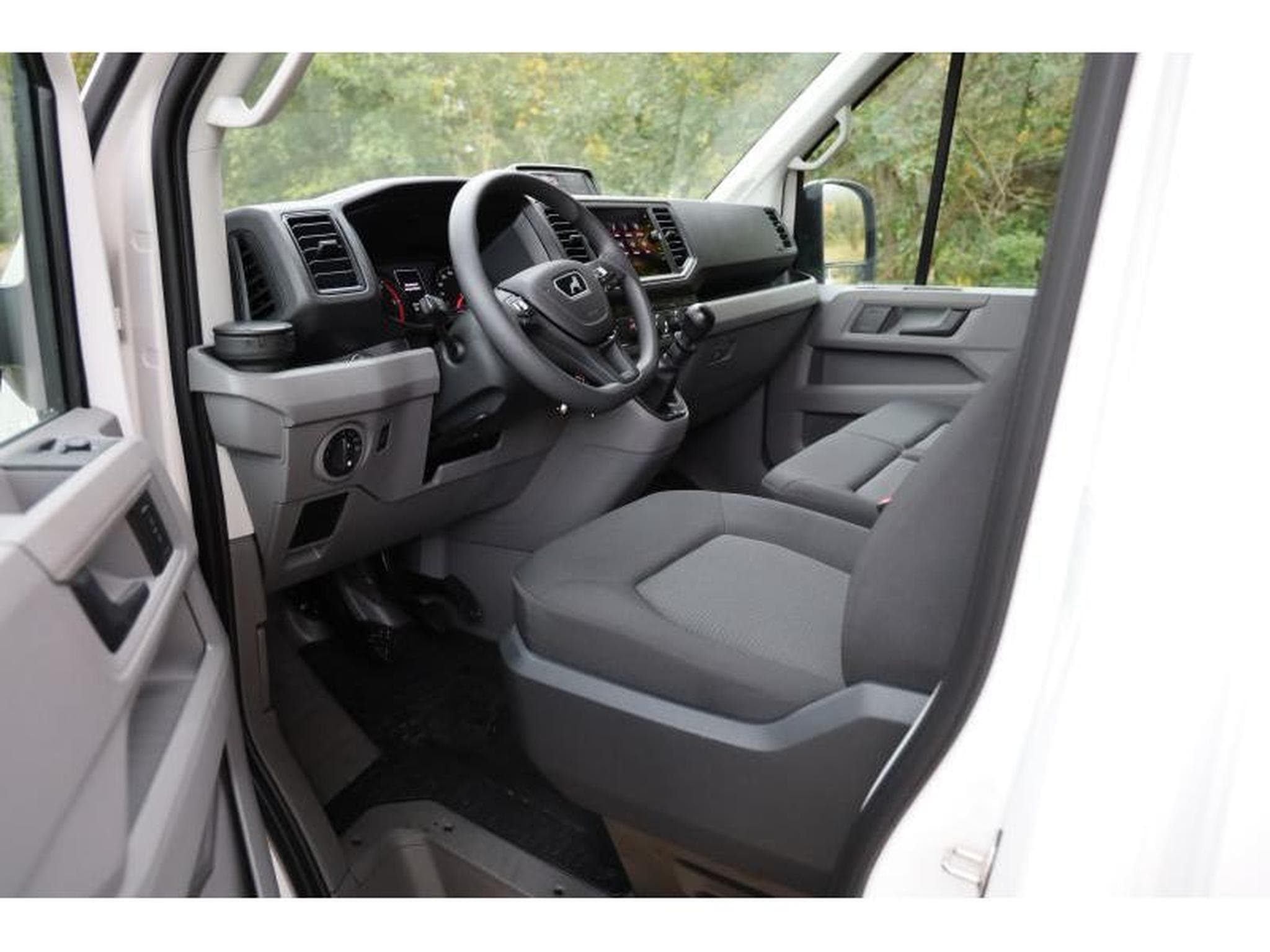 MAN TGE 3.180 Doka Kasten (2023) - Photo 5