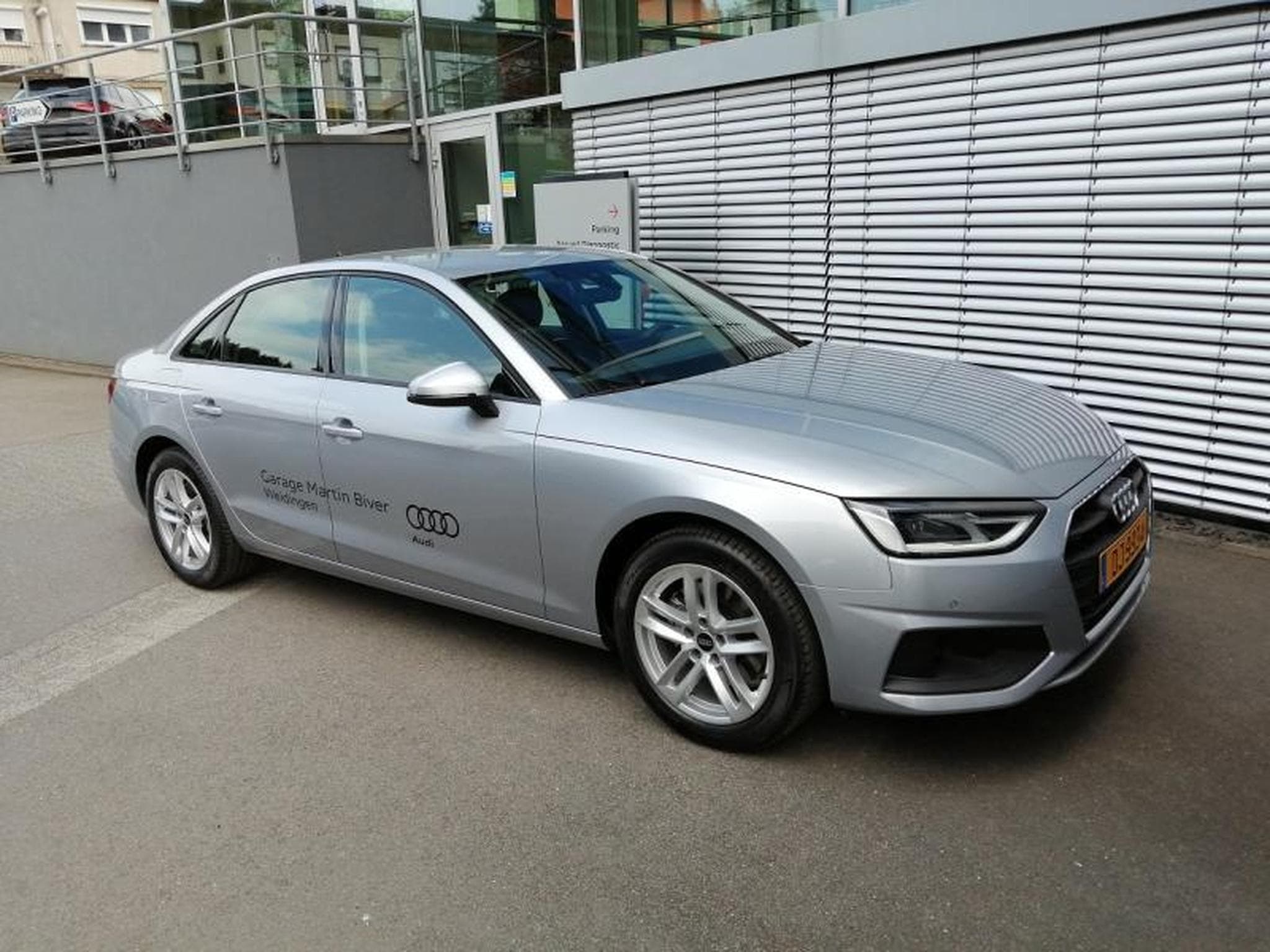 Audi A4 Limousine 35 TDI s-tronic (2023) - Photo 5