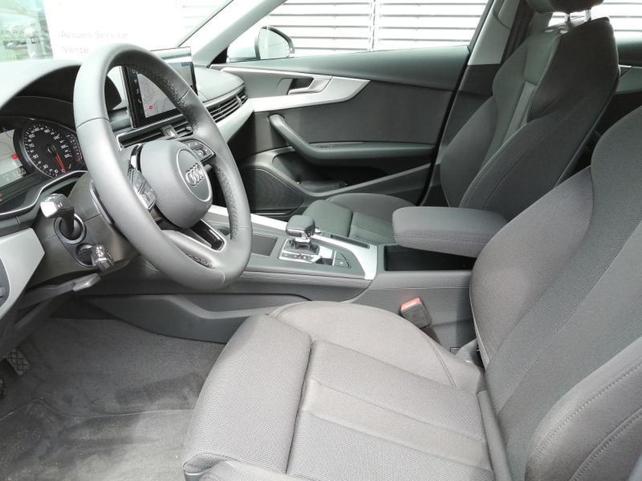 Audi A4 Limousine 35 TDI s-tronic (2023) - Photo 9