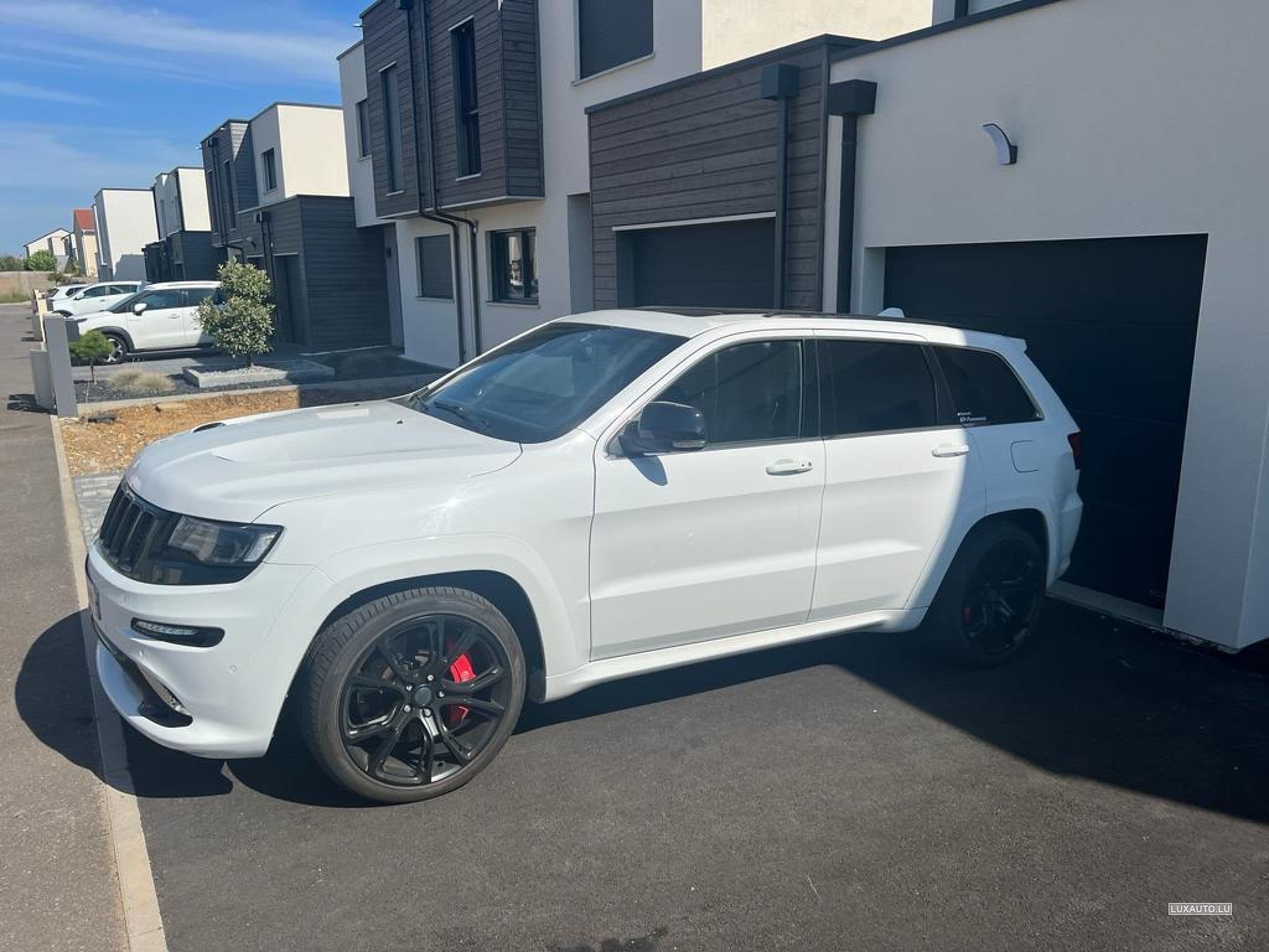 Jeep Cherokee SRT (2015) - Photo 1