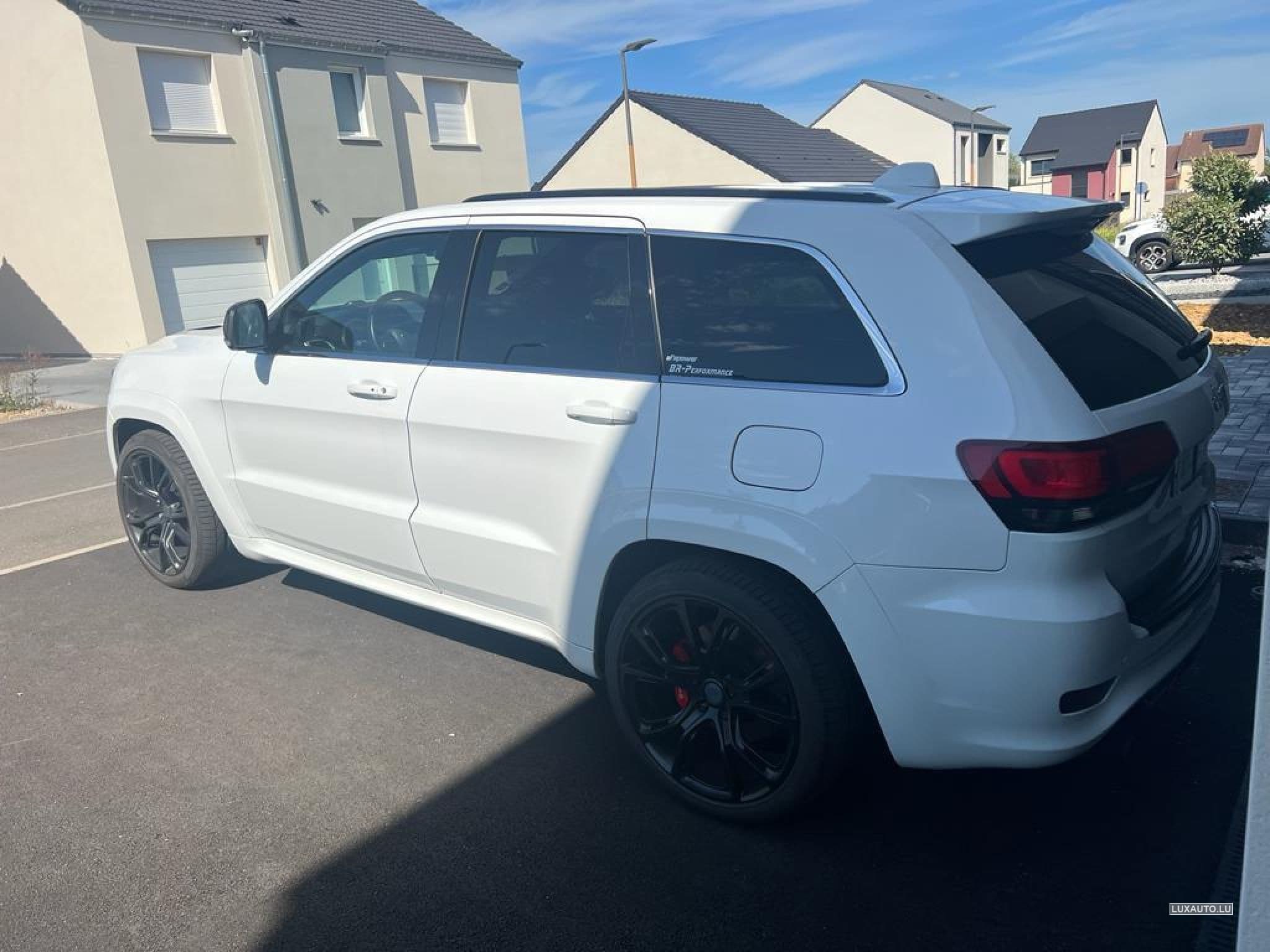 Jeep Cherokee SRT (2015) - Photo 2