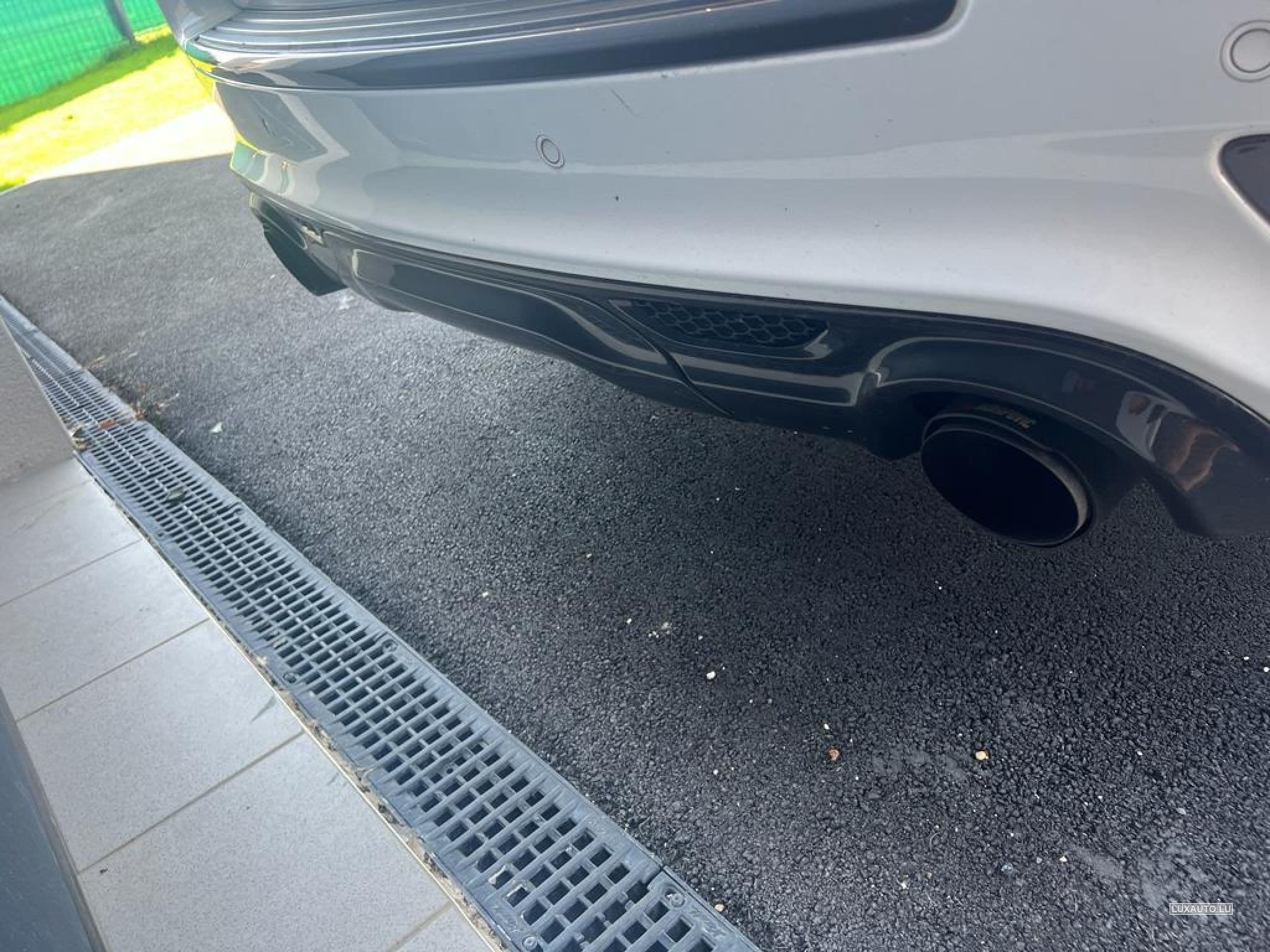 Jeep Cherokee SRT (2015) - Photo 8