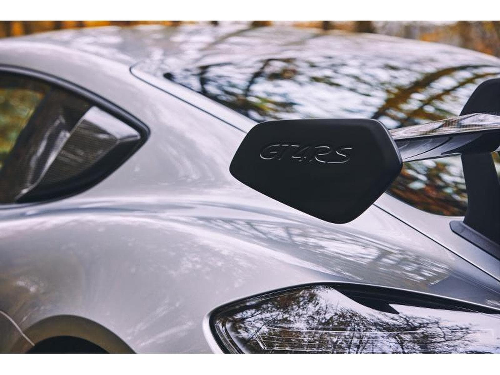 Porsche Cayman GT4 RS Weissach (2023) - Photo 16