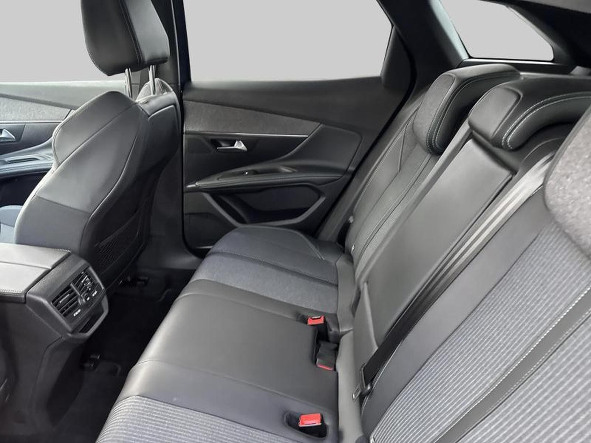 Peugeot 3008 Allure Pack (2022) - Photo 12